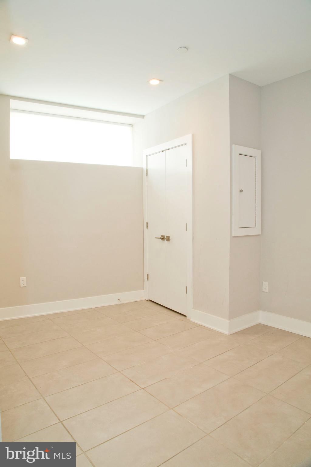 FRANCISVILLE - Residential