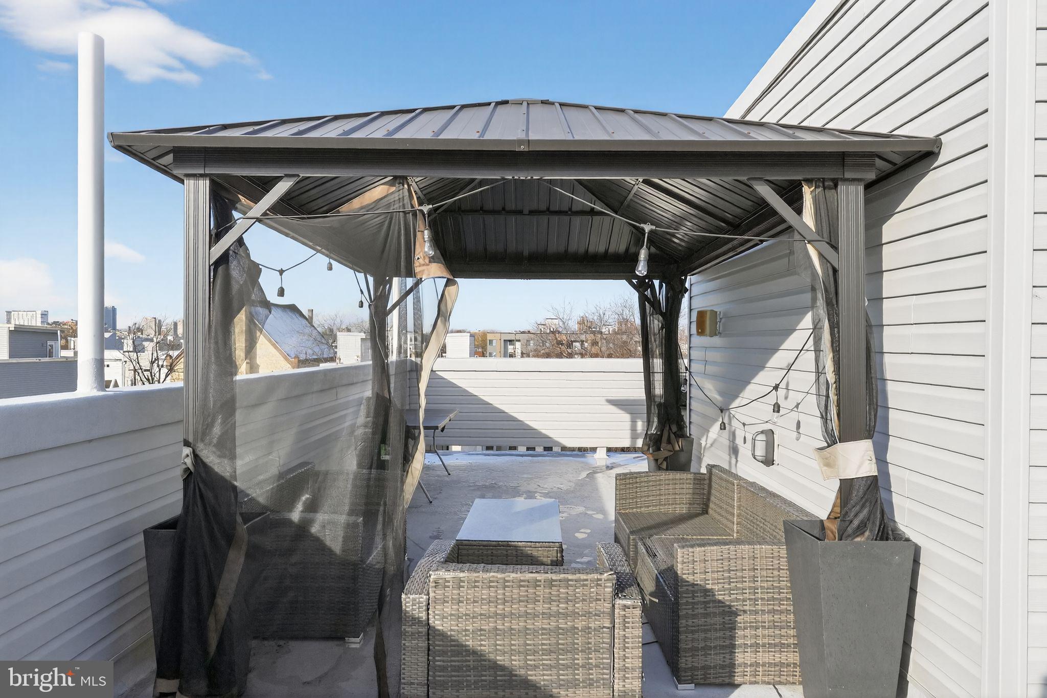 NORRIS SQUARE - Residential