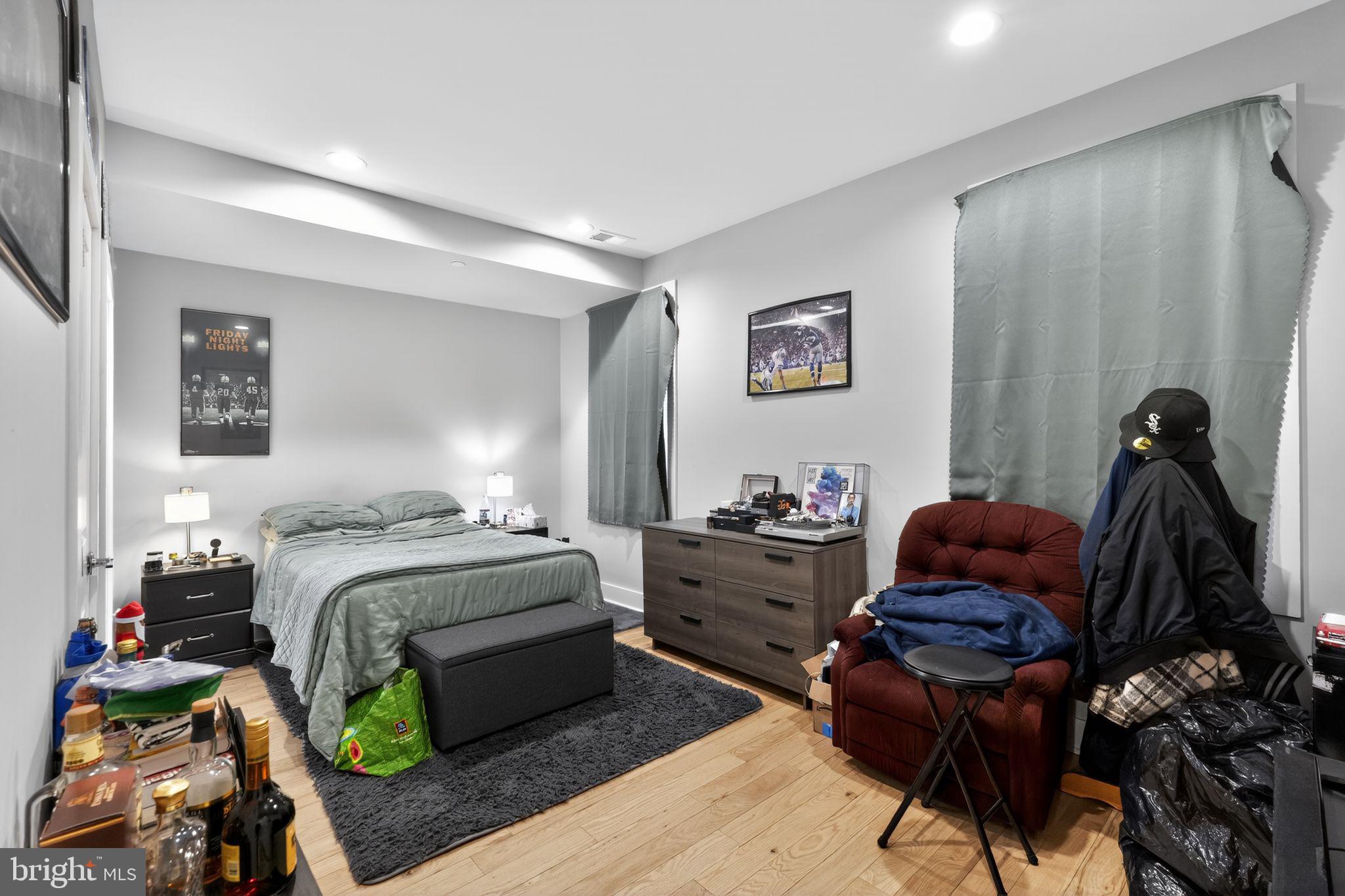 NORRIS SQUARE - Residential