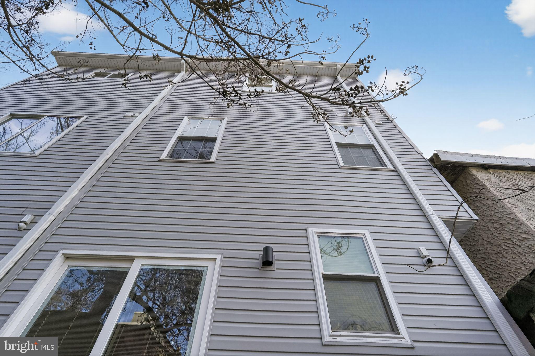 NORRIS SQUARE - Residential