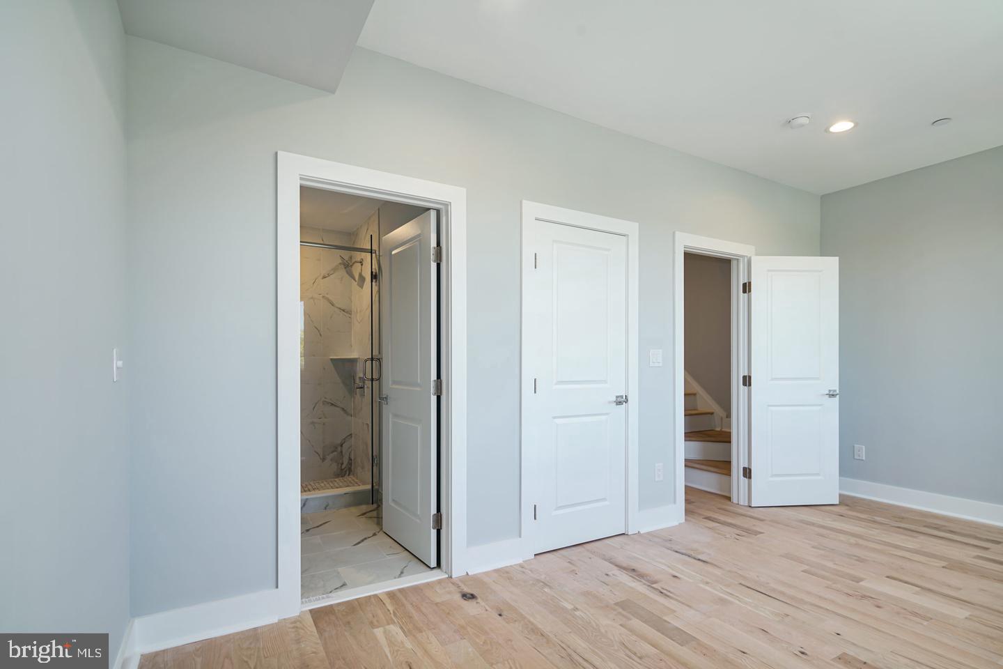 NORRIS SQUARE - Residential