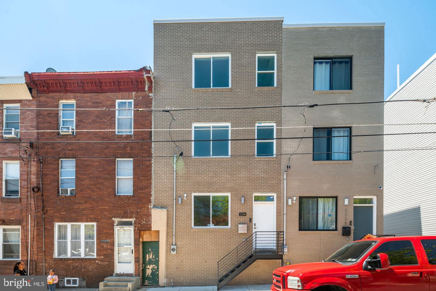 NORRIS SQUARE - Residential