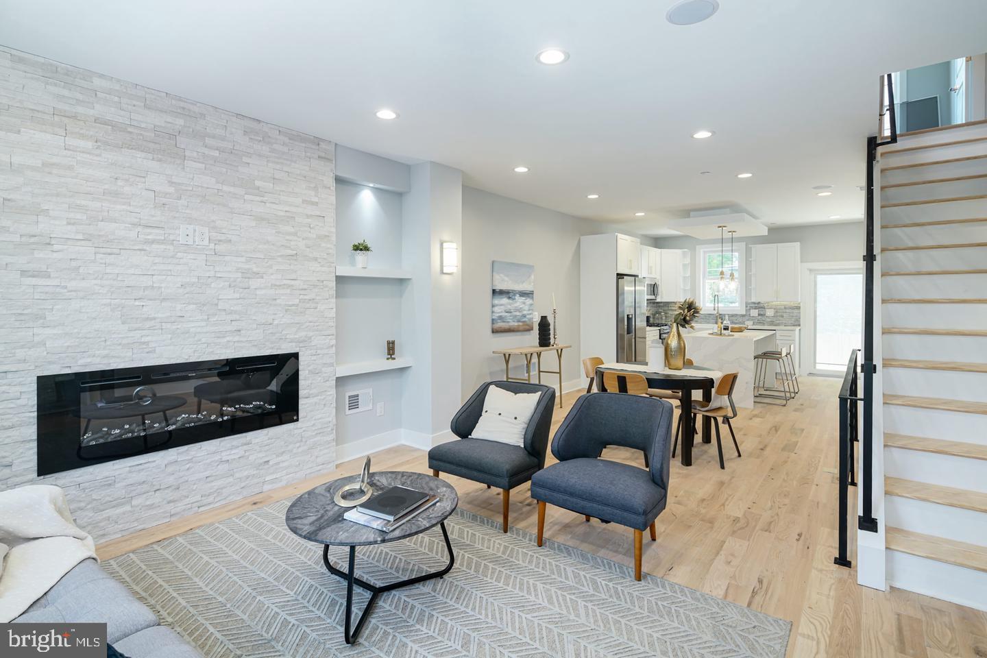 NORRIS SQUARE - Residential