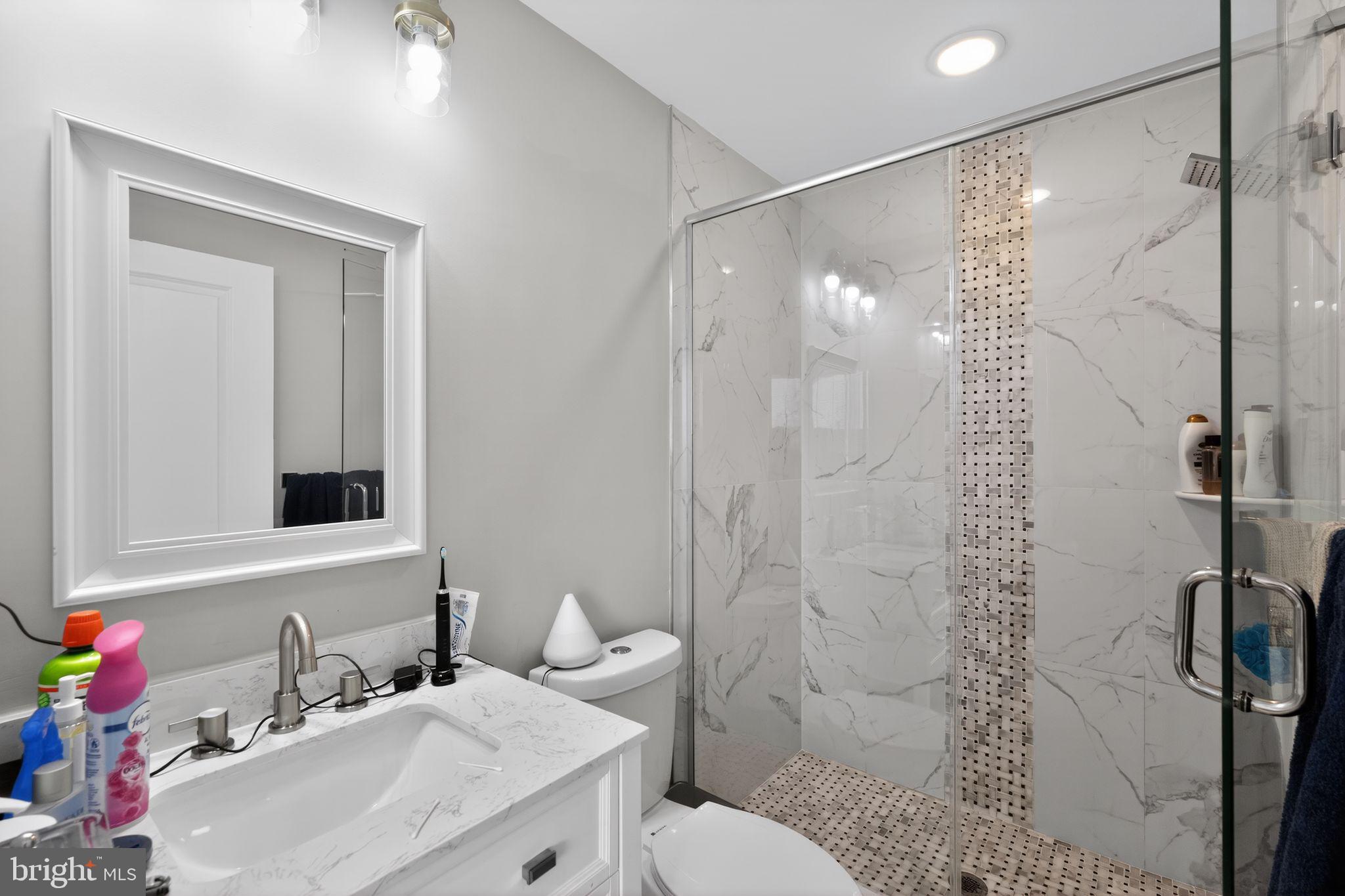 NORRIS SQUARE - Residential