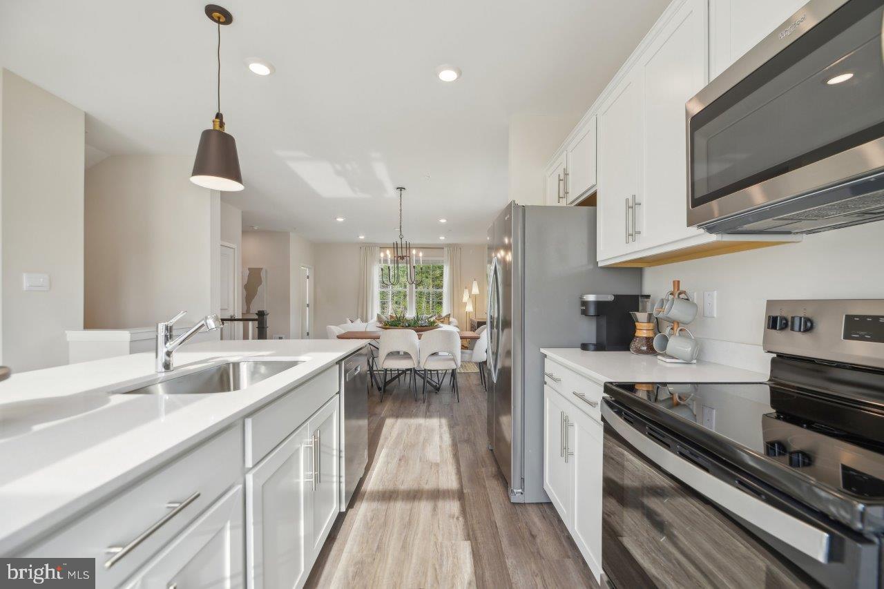 PINEGROVE - Residential