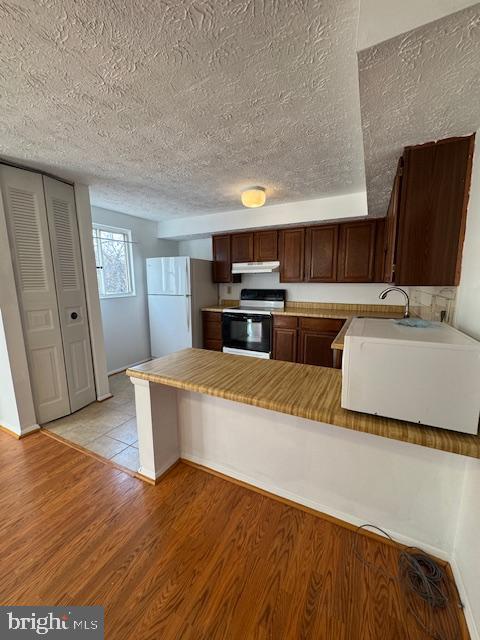 CHESTERFIELD - Residential Lease