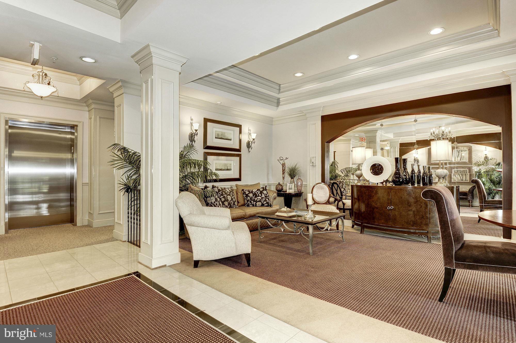 MAIN STREET - Residential