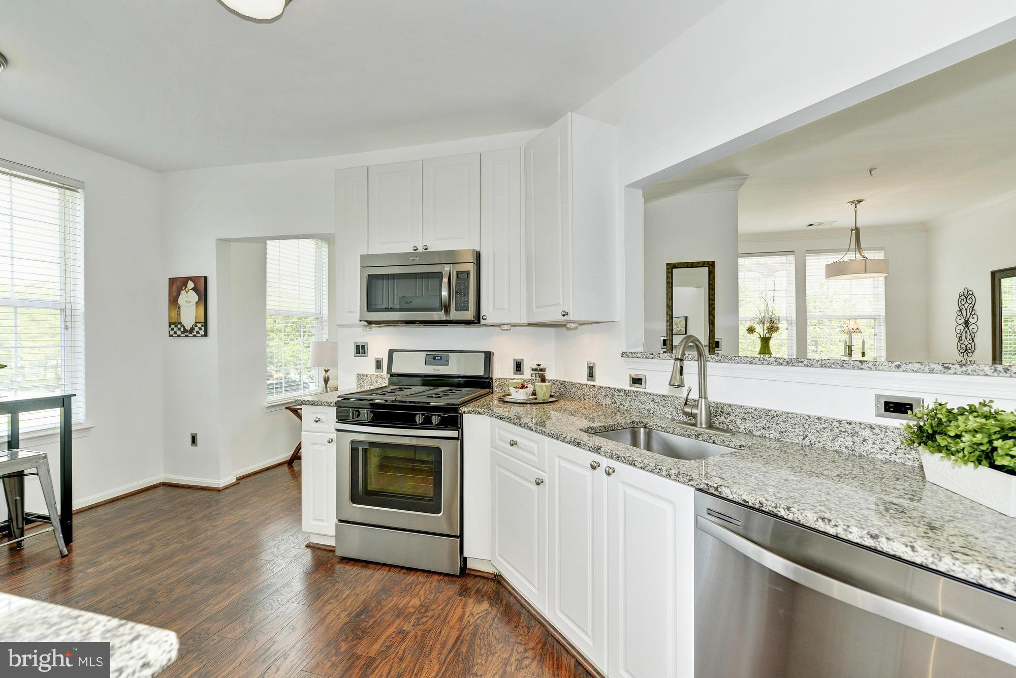 MAIN STREET - Residential