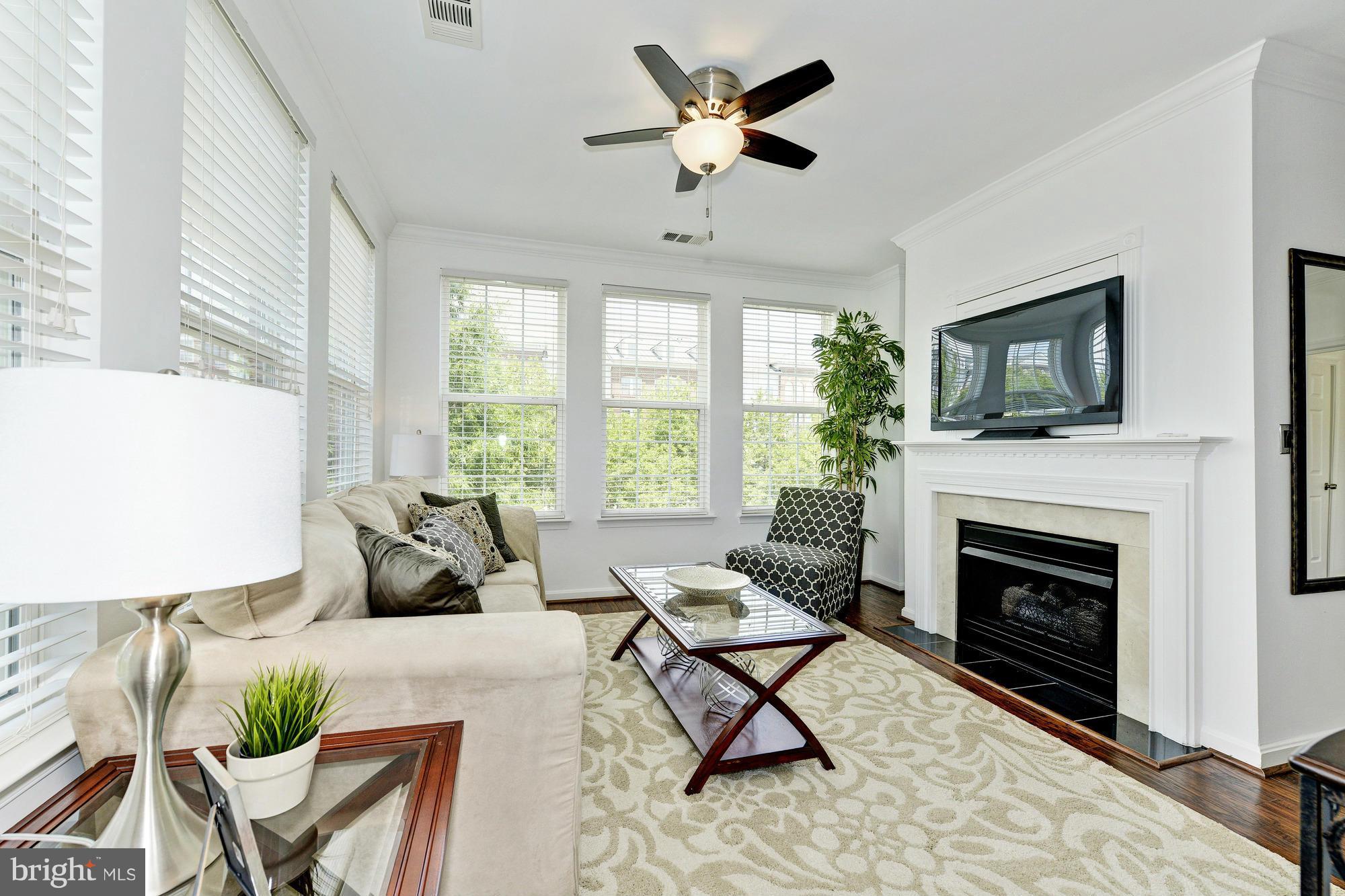 MAIN STREET - Residential