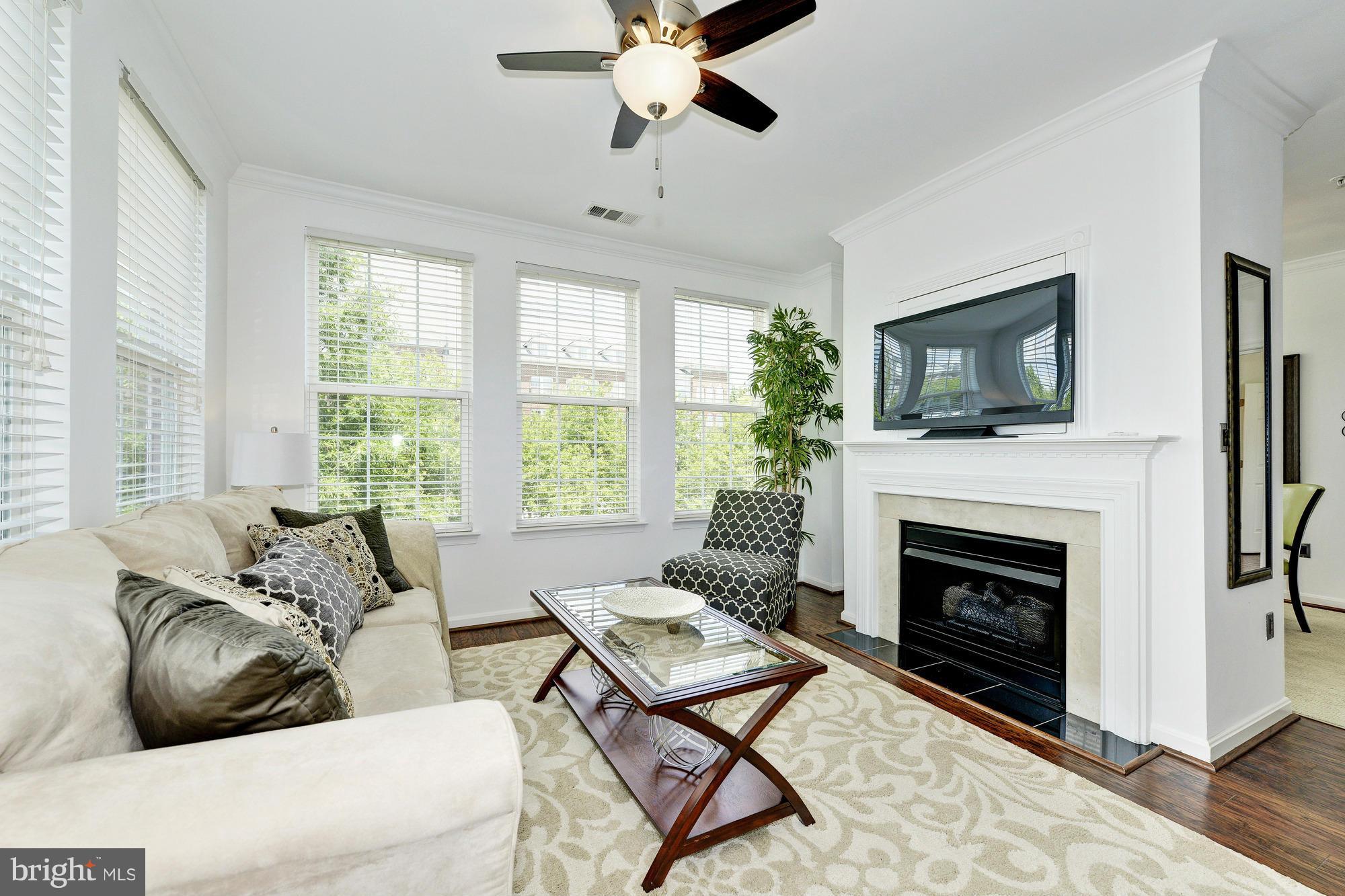 MAIN STREET - Residential