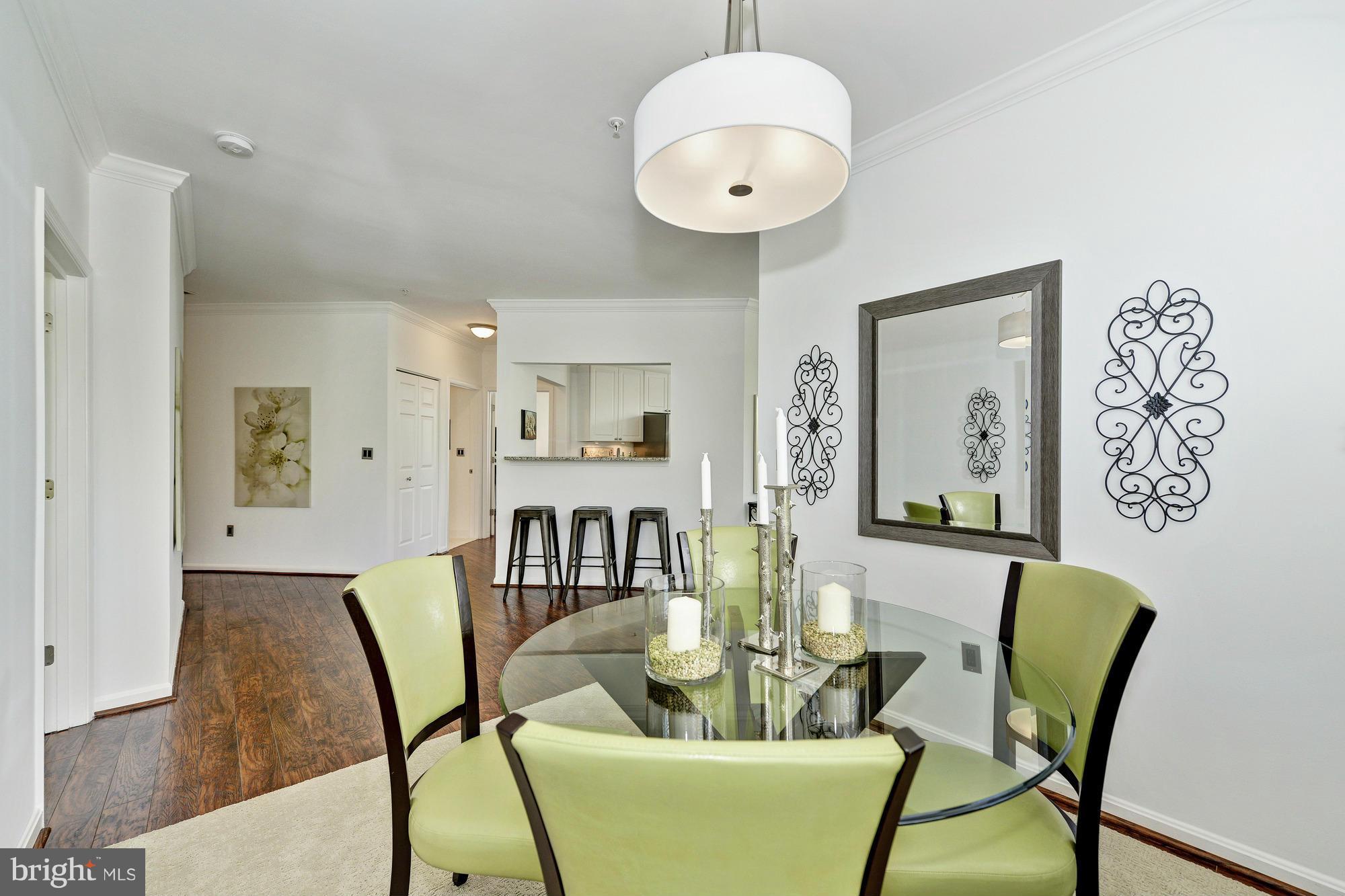 MAIN STREET - Residential