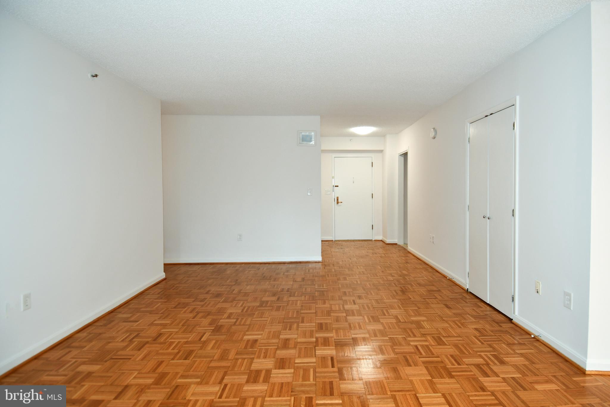 CRYSTAL CITY - Residential