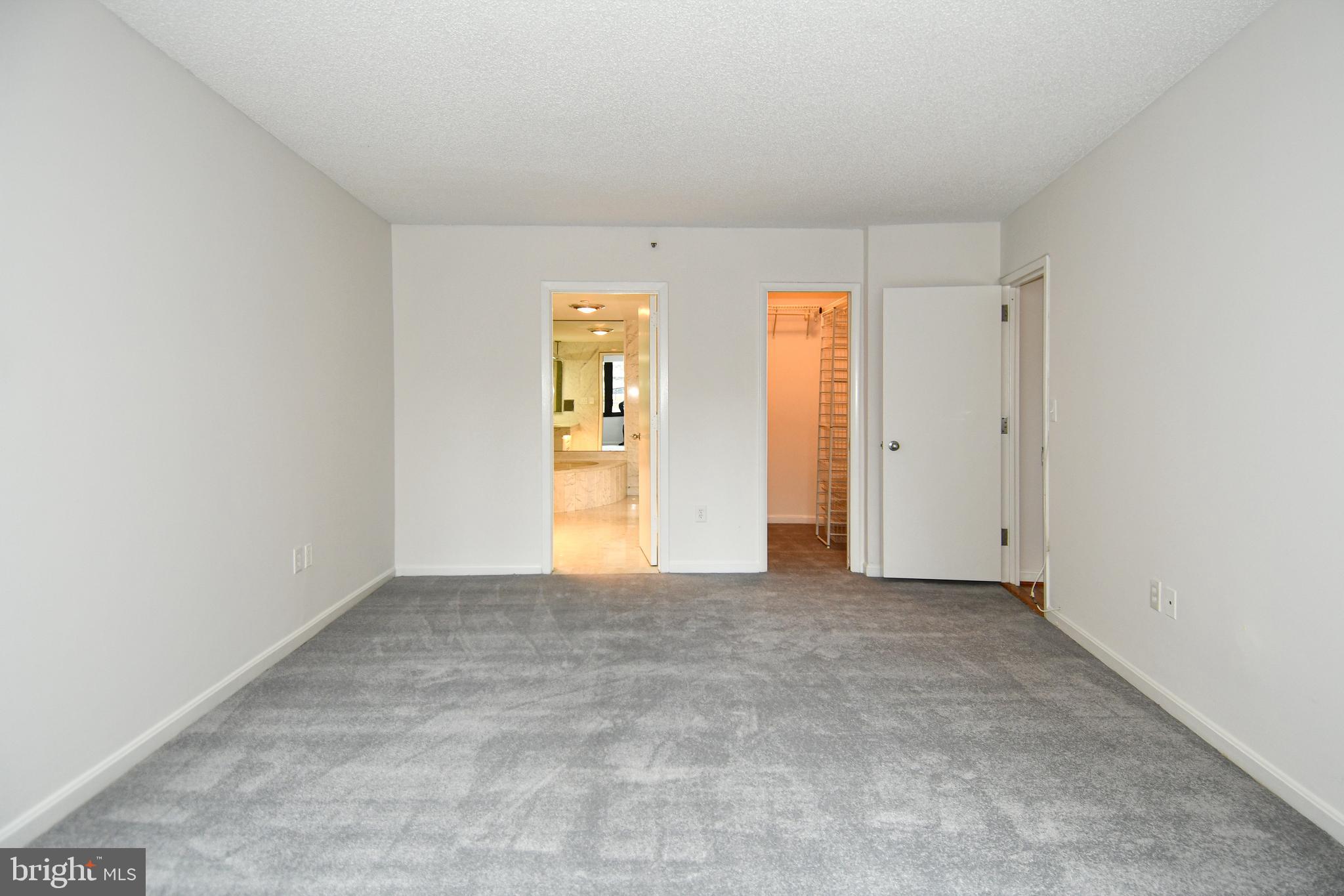 CRYSTAL CITY - Residential