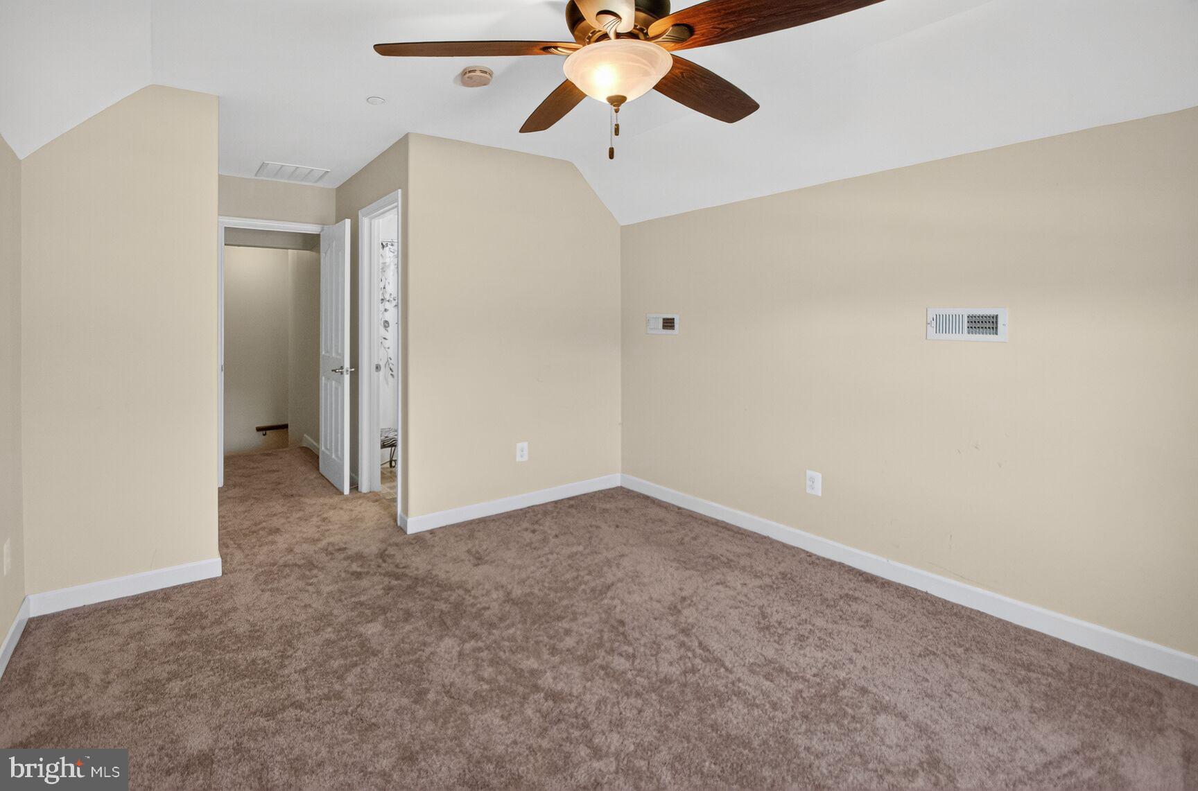 CHESTNUT GROVE - Residential