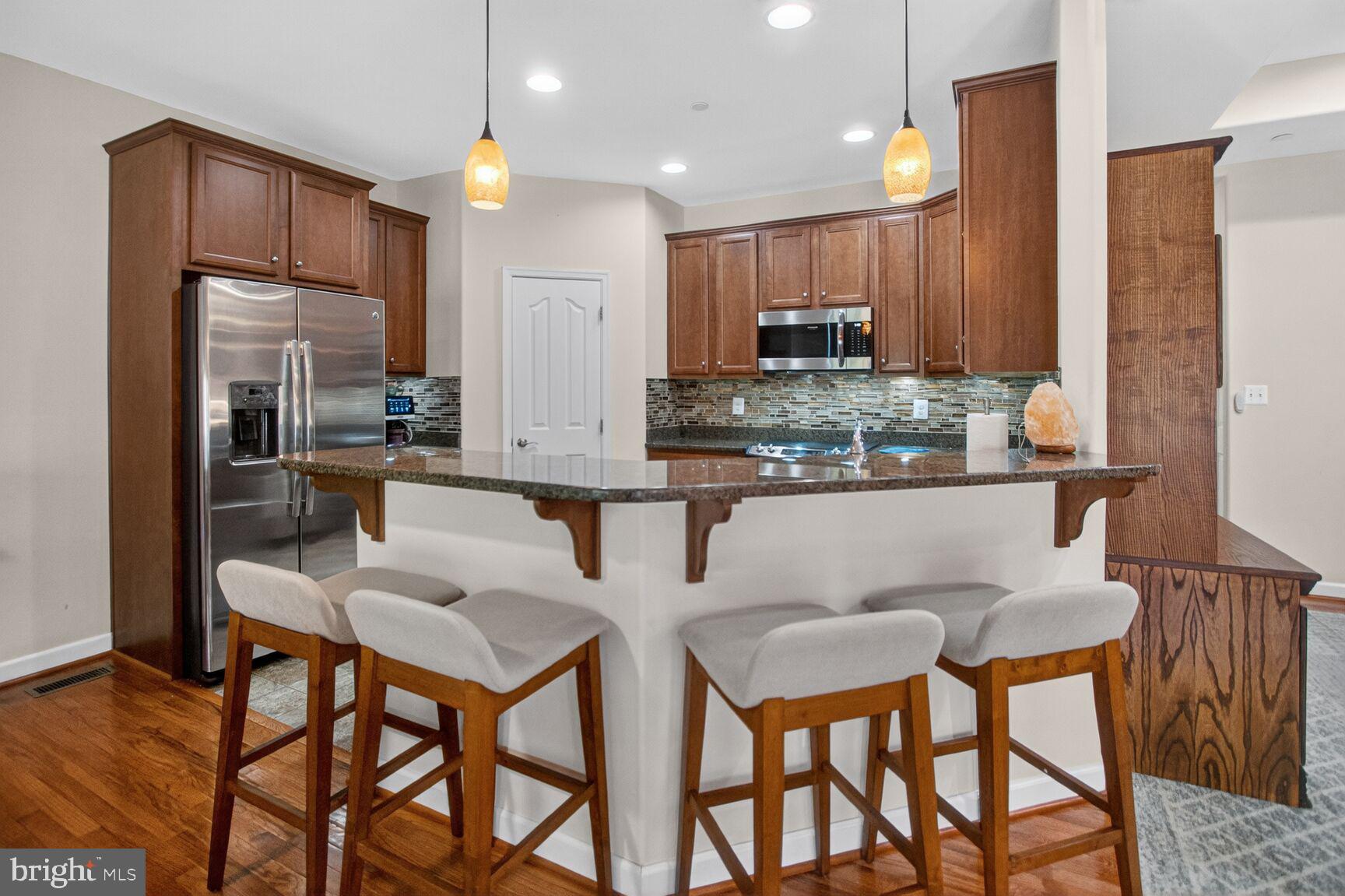 CHESTNUT GROVE - Residential