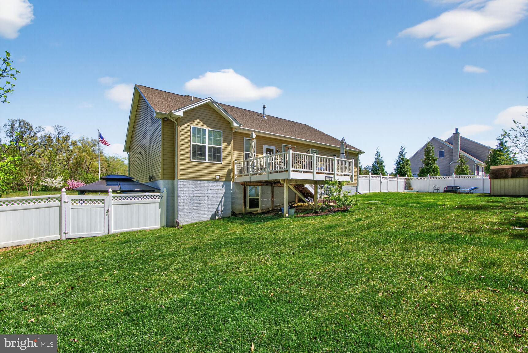 CHESTNUT GROVE - Residential