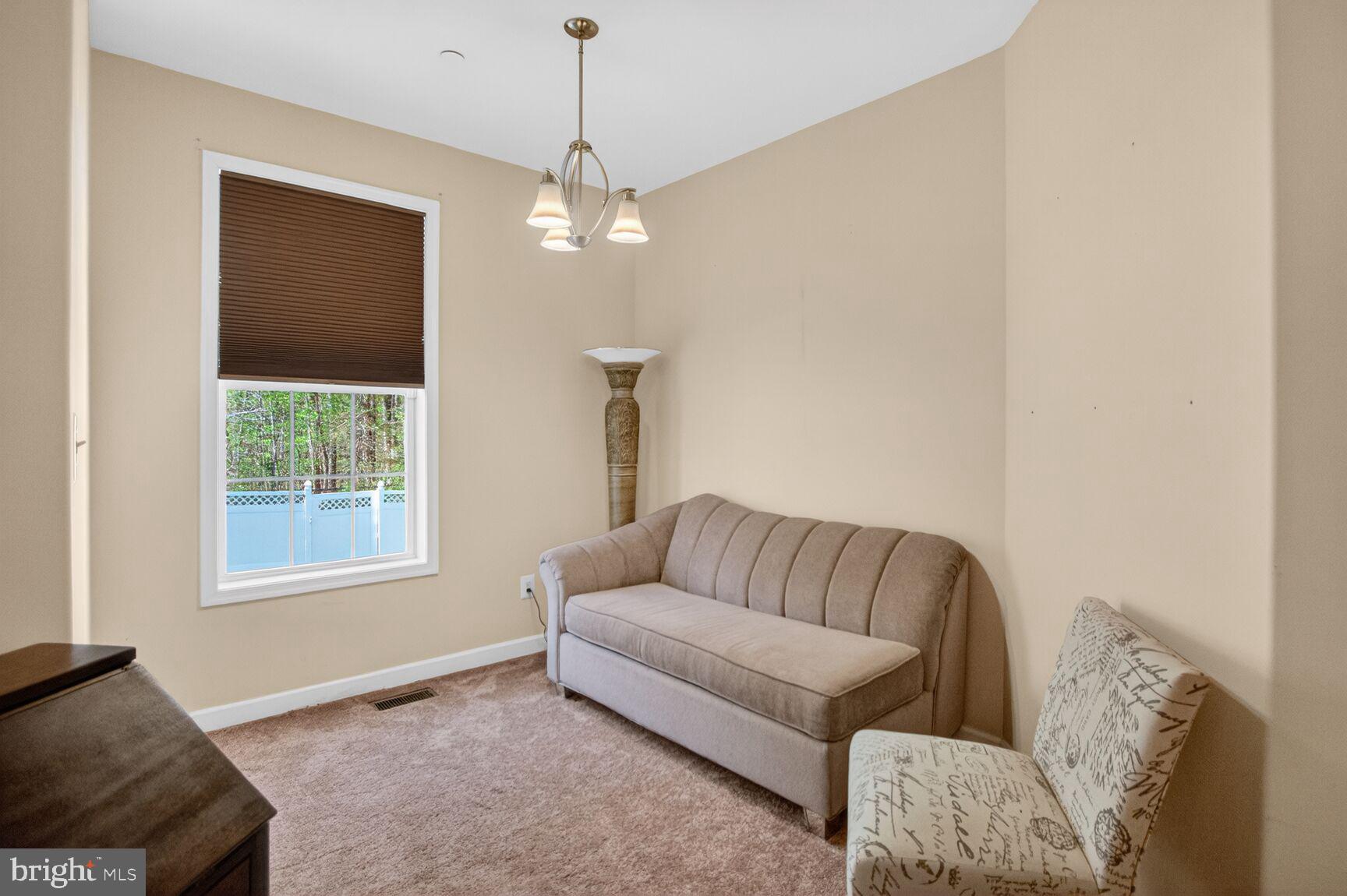 CHESTNUT GROVE - Residential