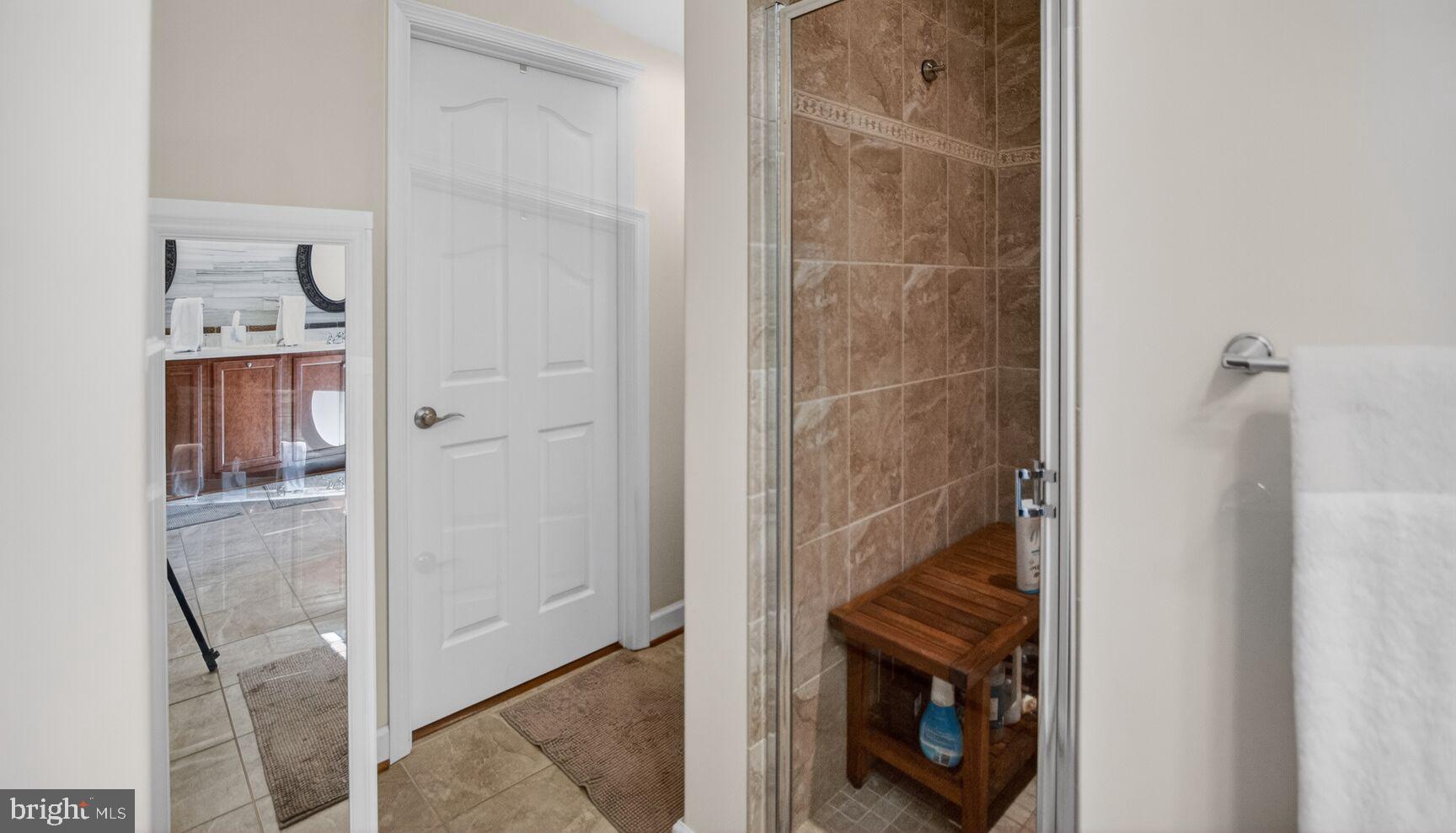 CHESTNUT GROVE - Residential