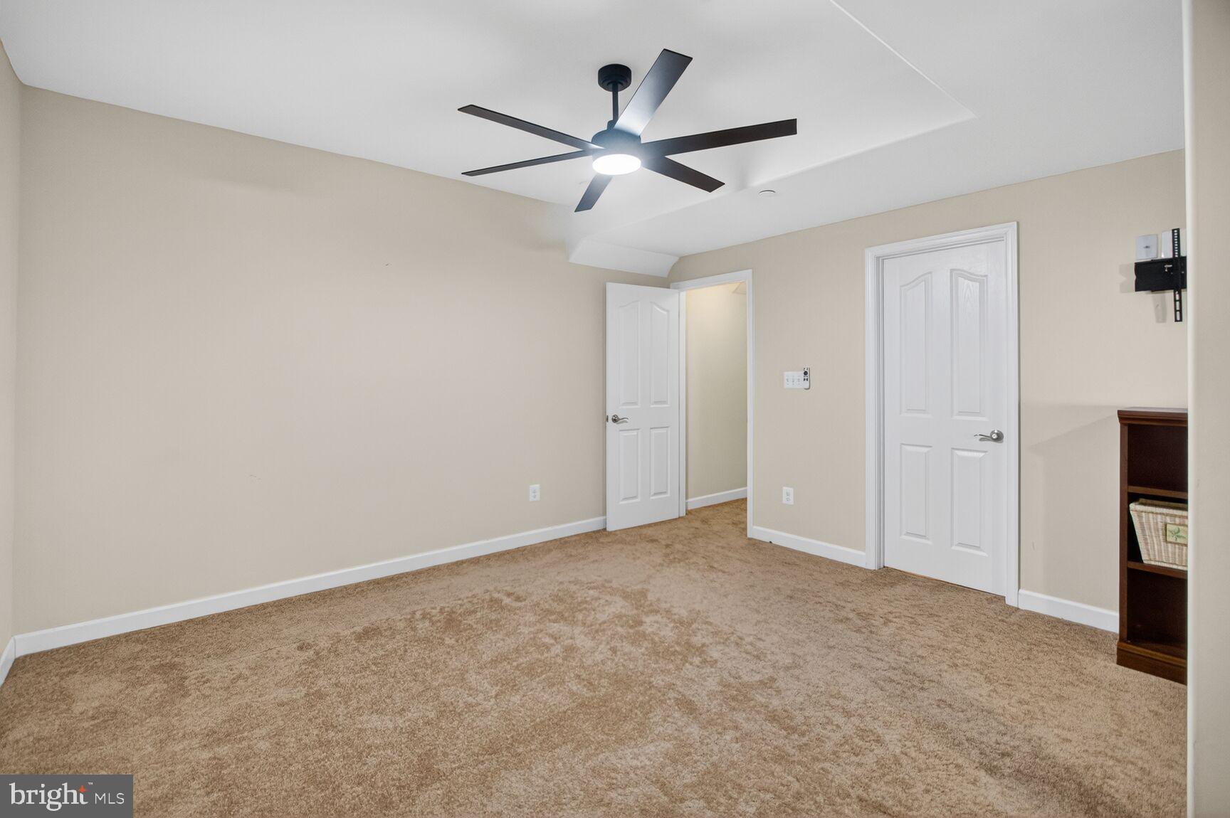 CHESTNUT GROVE - Residential