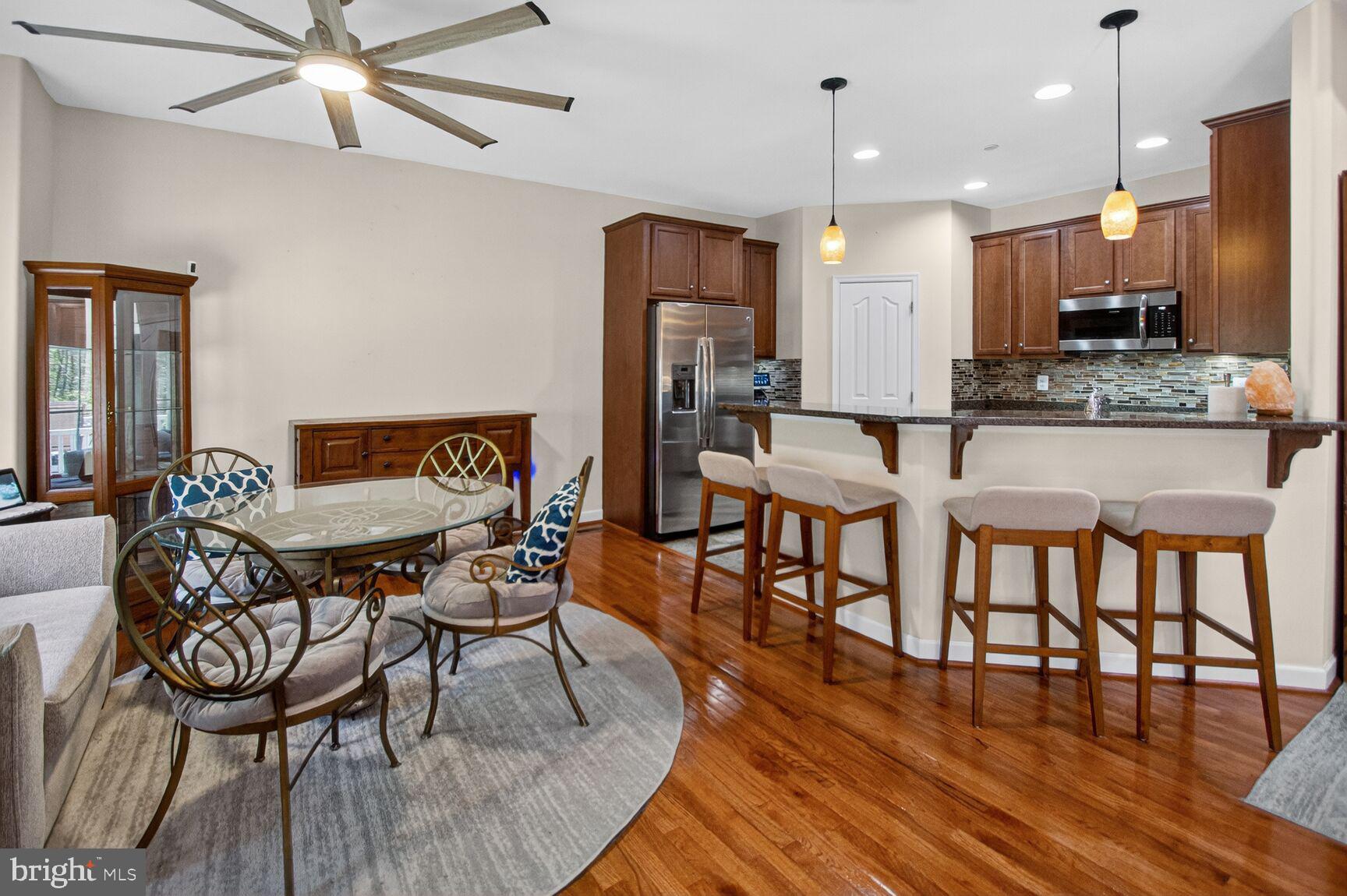 CHESTNUT GROVE - Residential