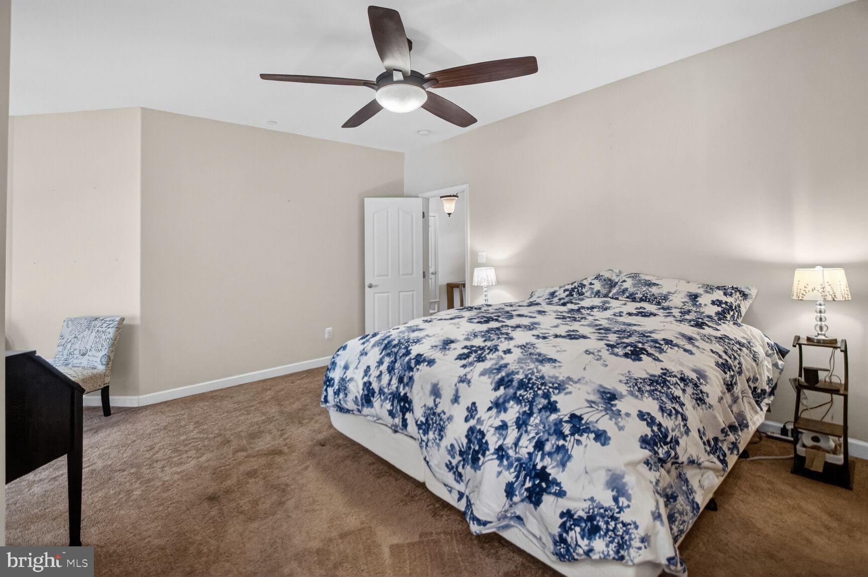 CHESTNUT GROVE - Residential