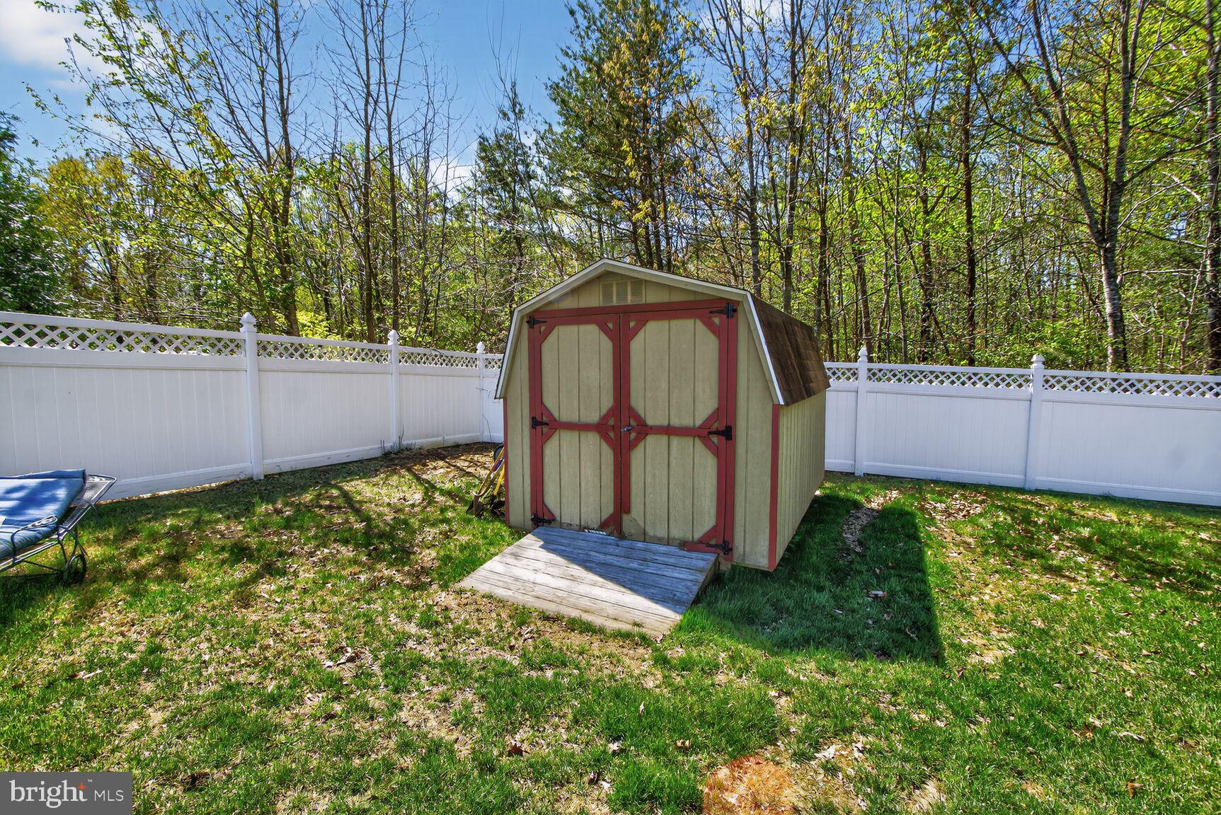 CHESTNUT GROVE - Residential