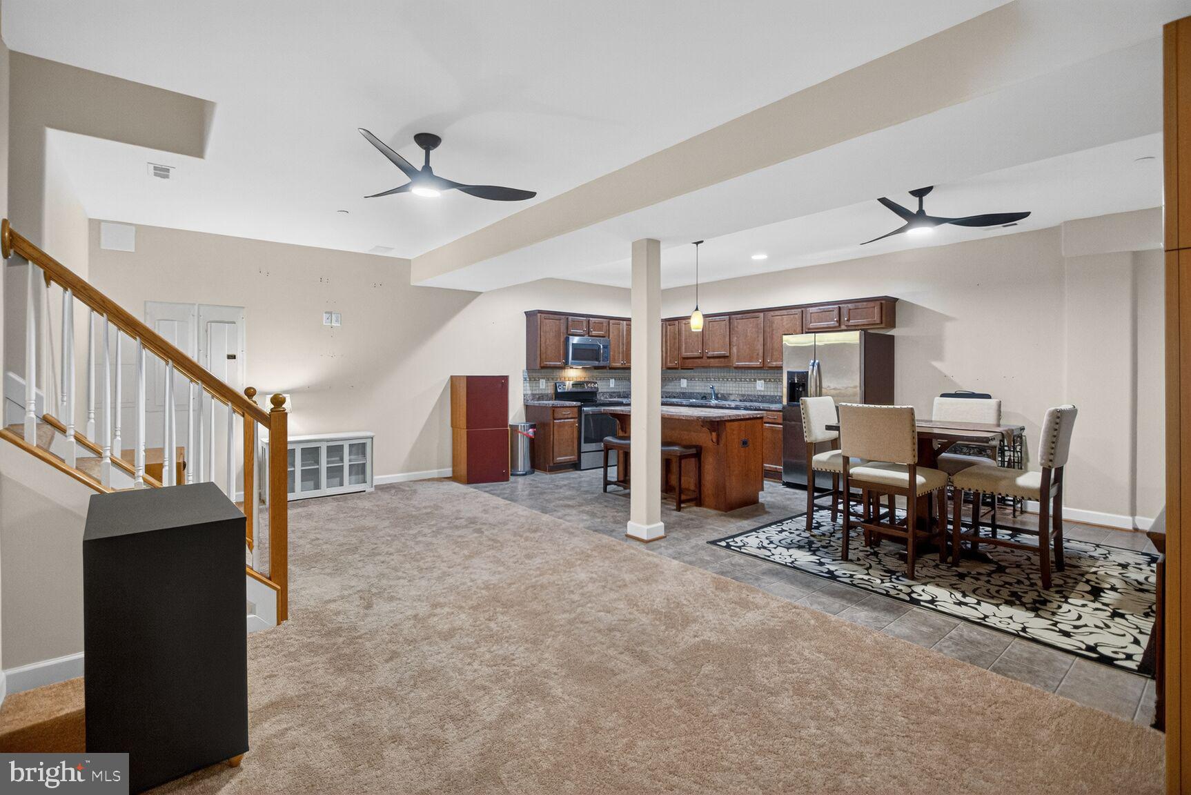 CHESTNUT GROVE - Residential