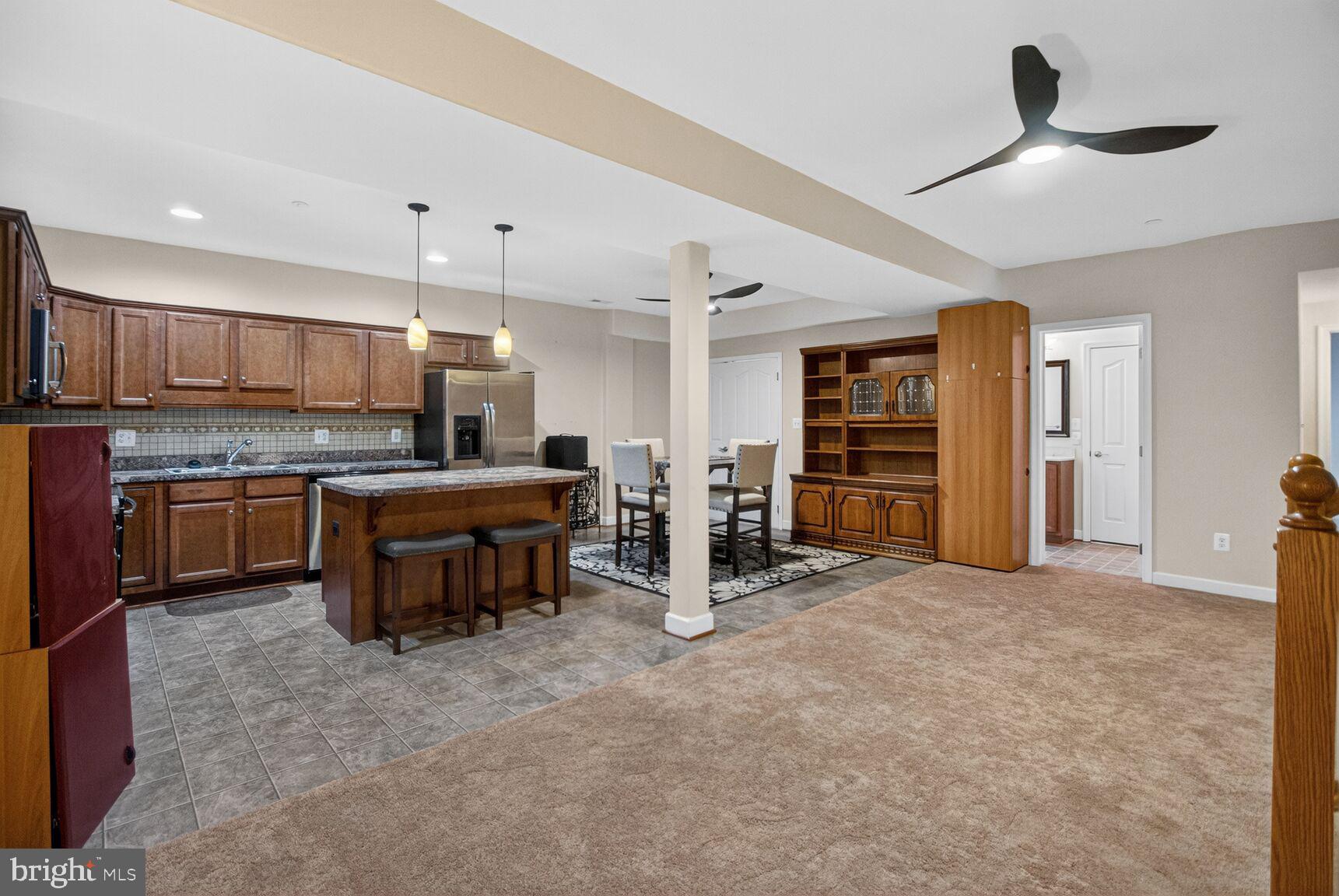 CHESTNUT GROVE - Residential