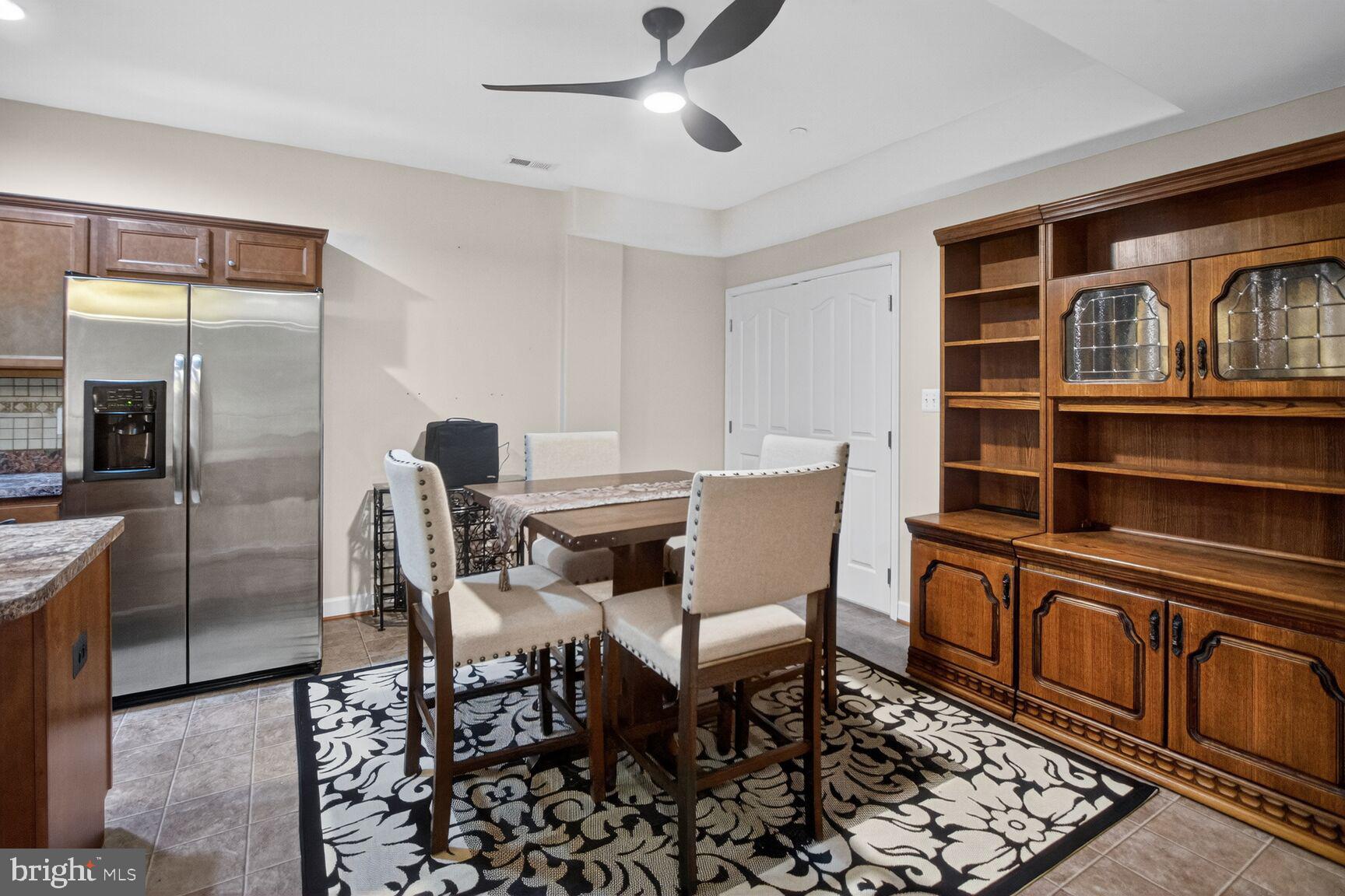 CHESTNUT GROVE - Residential