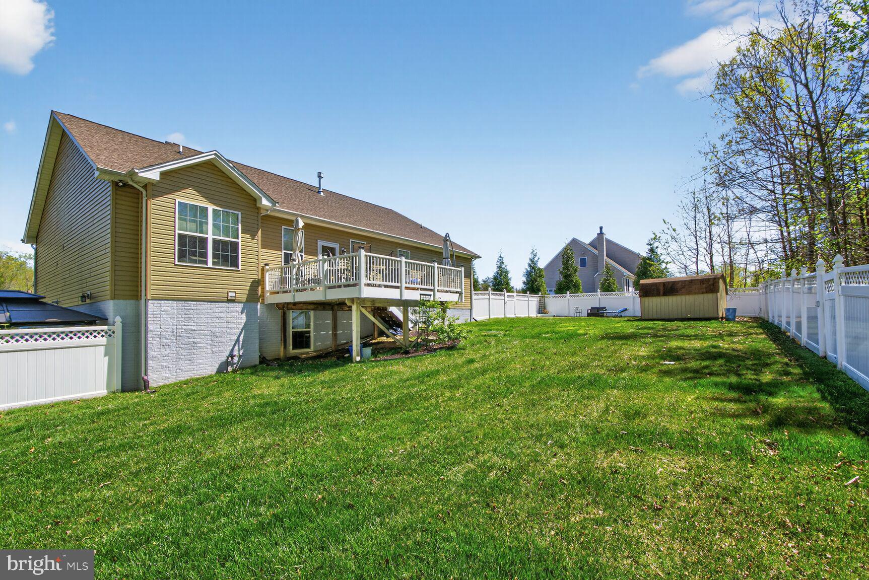 CHESTNUT GROVE - Residential