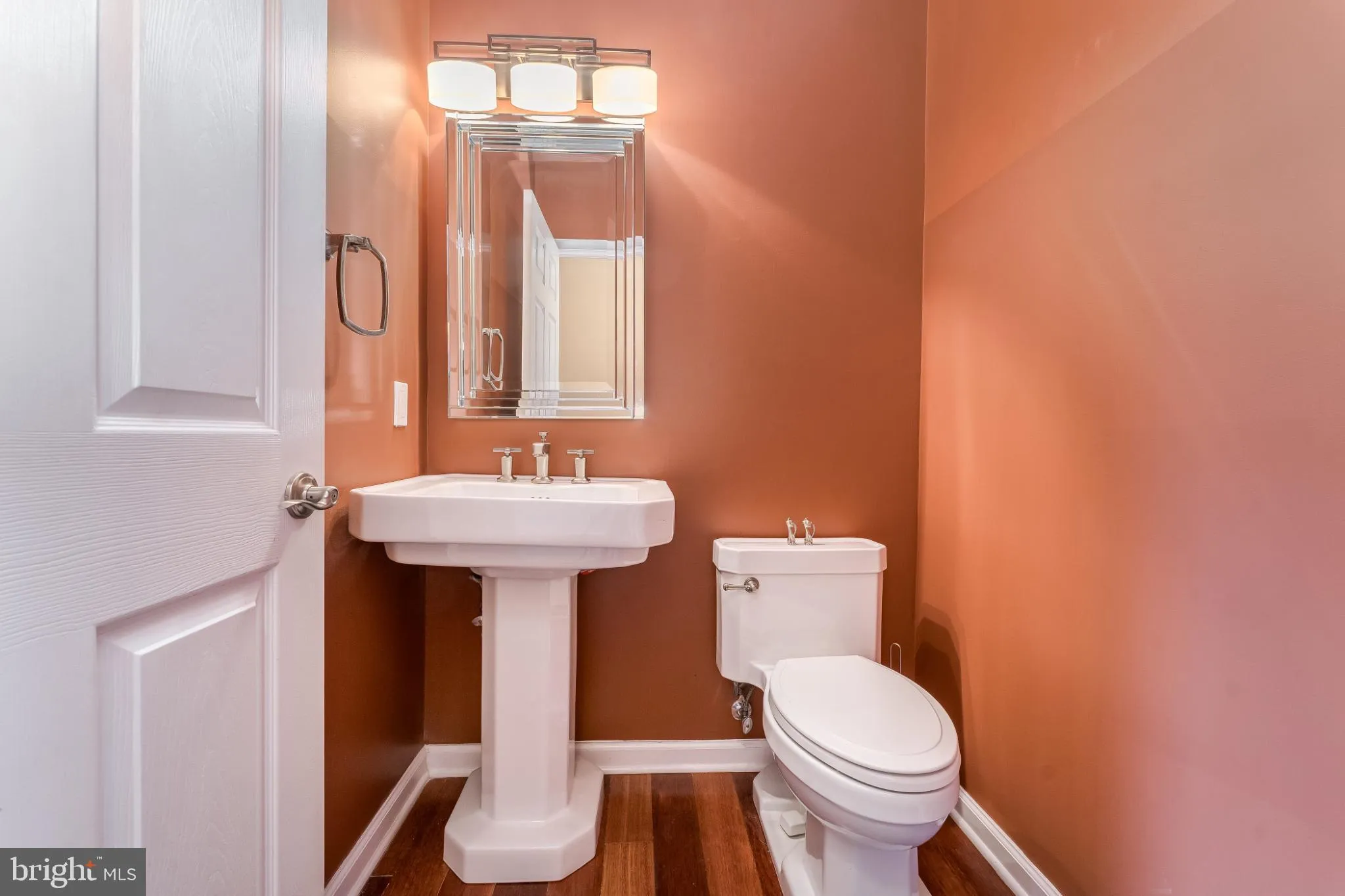 Princeton, New Jersey 08540, United States, 3 Bedrooms Bedrooms, ,3 BathroomsBathrooms,Residential,Contingent,197120