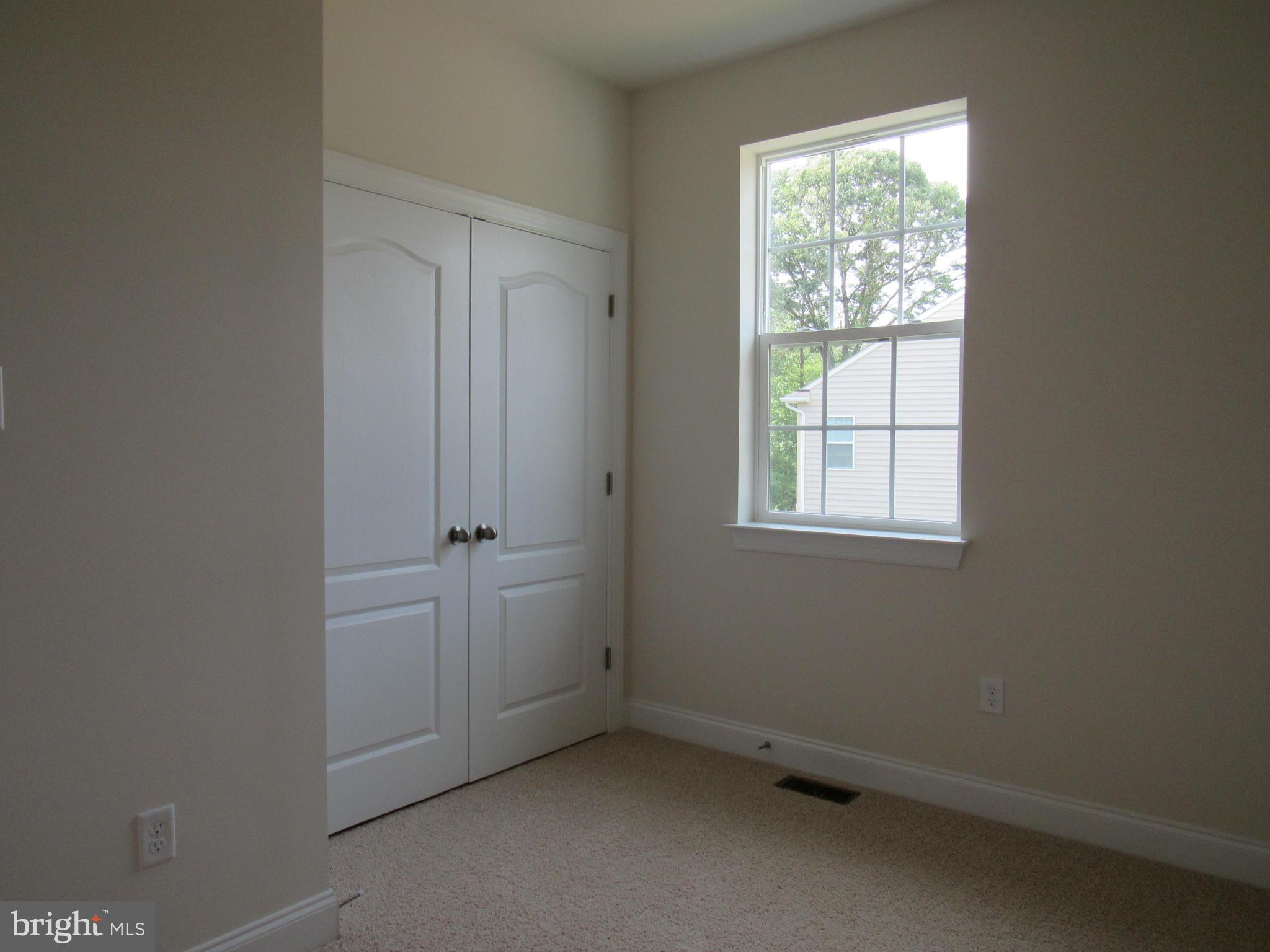 CREEKSIDE AT OSPREY LANDING - Residential