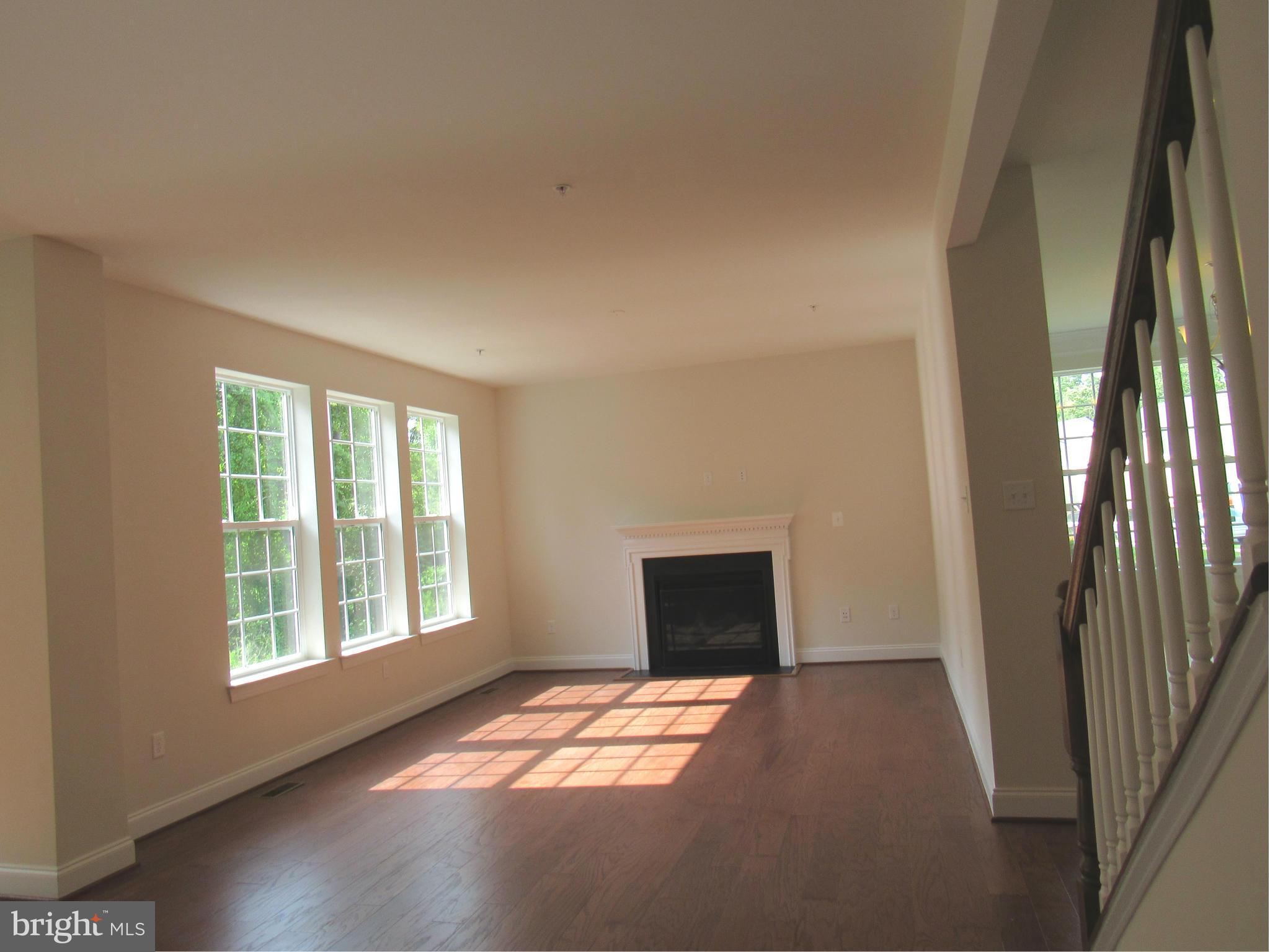 CREEKSIDE AT OSPREY LANDING - Residential