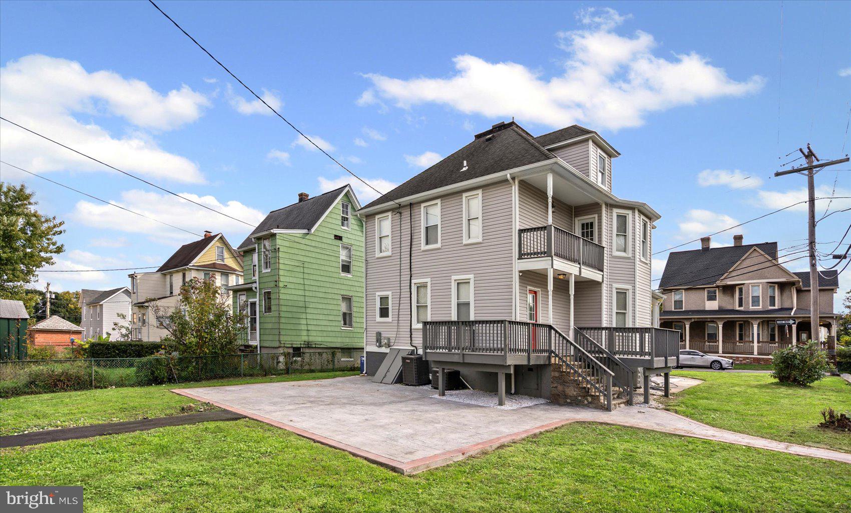 FRANKFORD - Residential