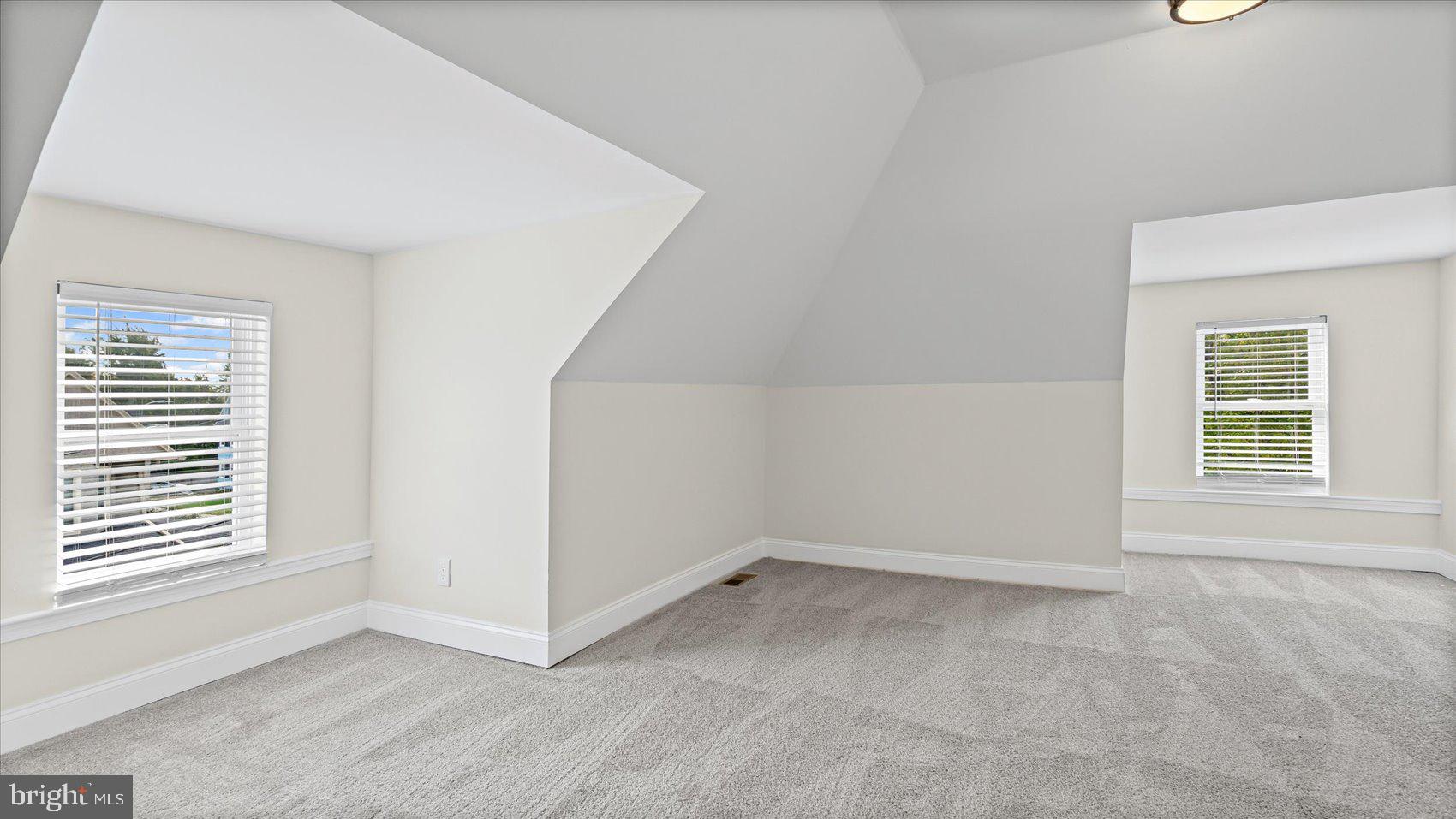 FRANKFORD - Residential