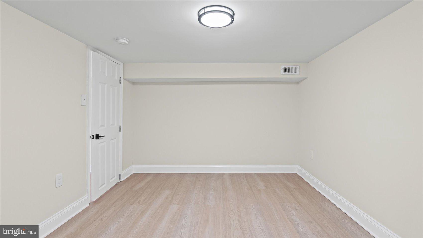 FRANKFORD - Residential