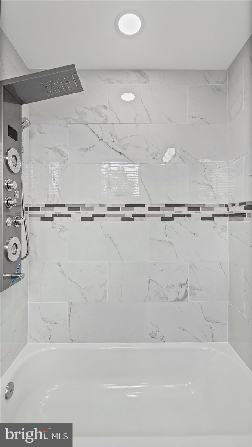 FRANKFORD - Residential