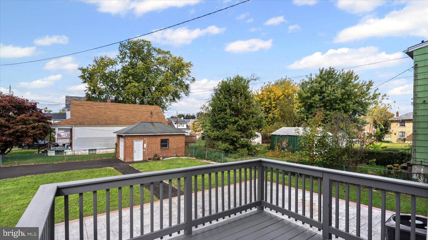 FRANKFORD - Residential