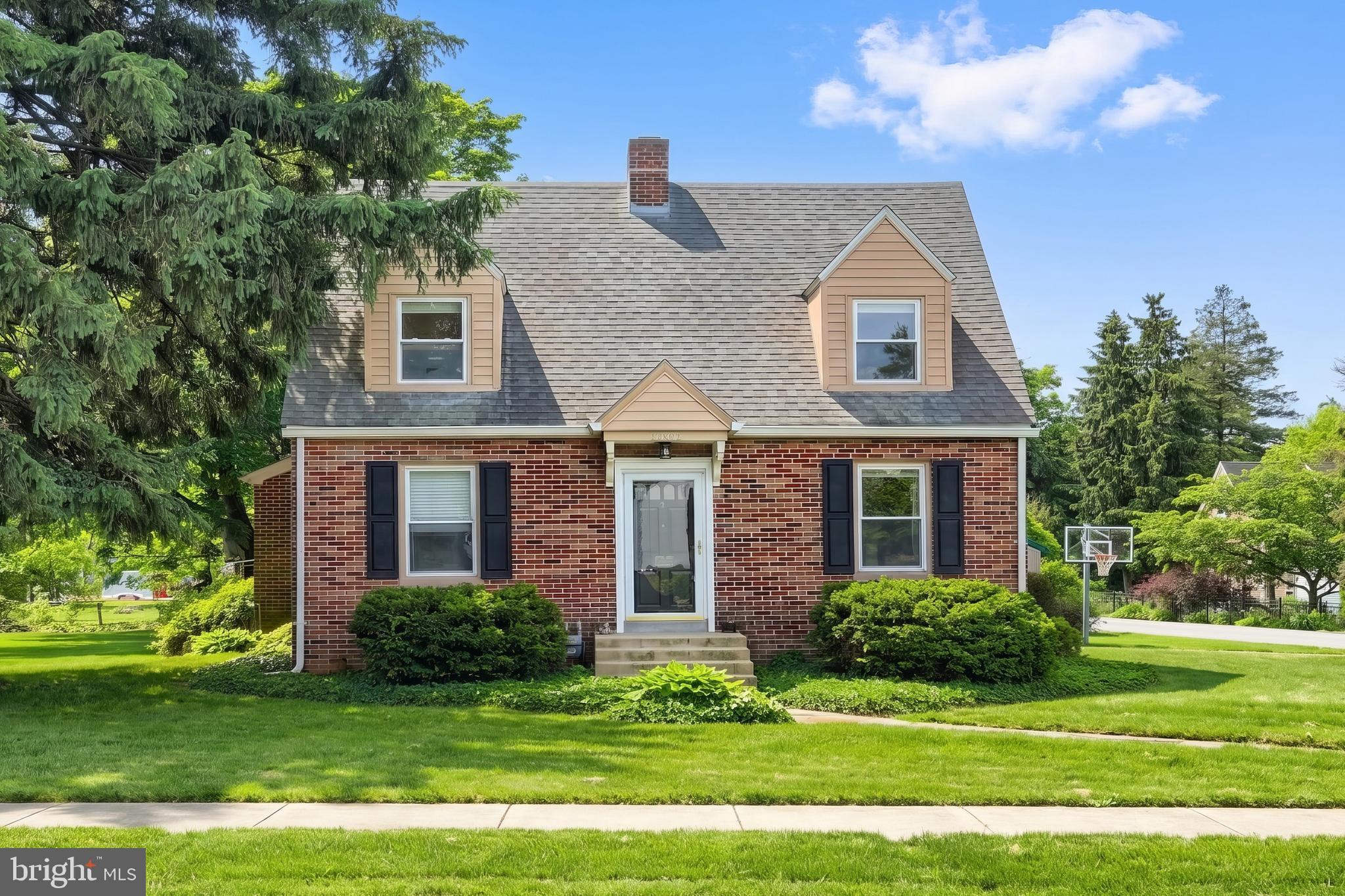 1100 GRANDVIEW ROAD