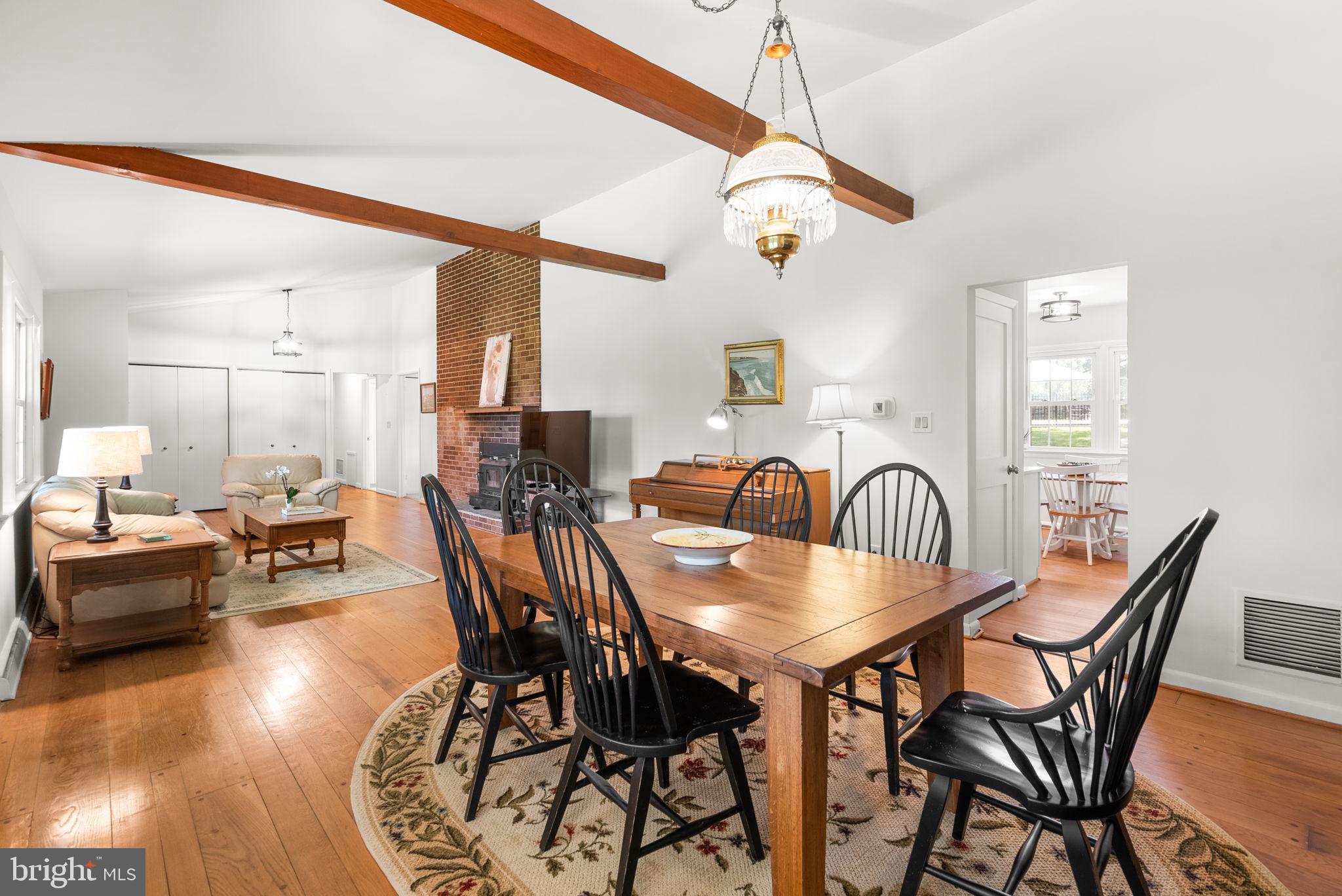 LAYTONSVILLE OUTSIDE - Farm