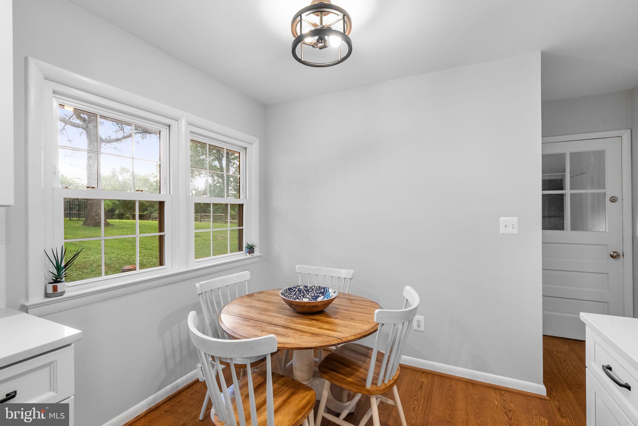 LAYTONSVILLE OUTSIDE - Farm