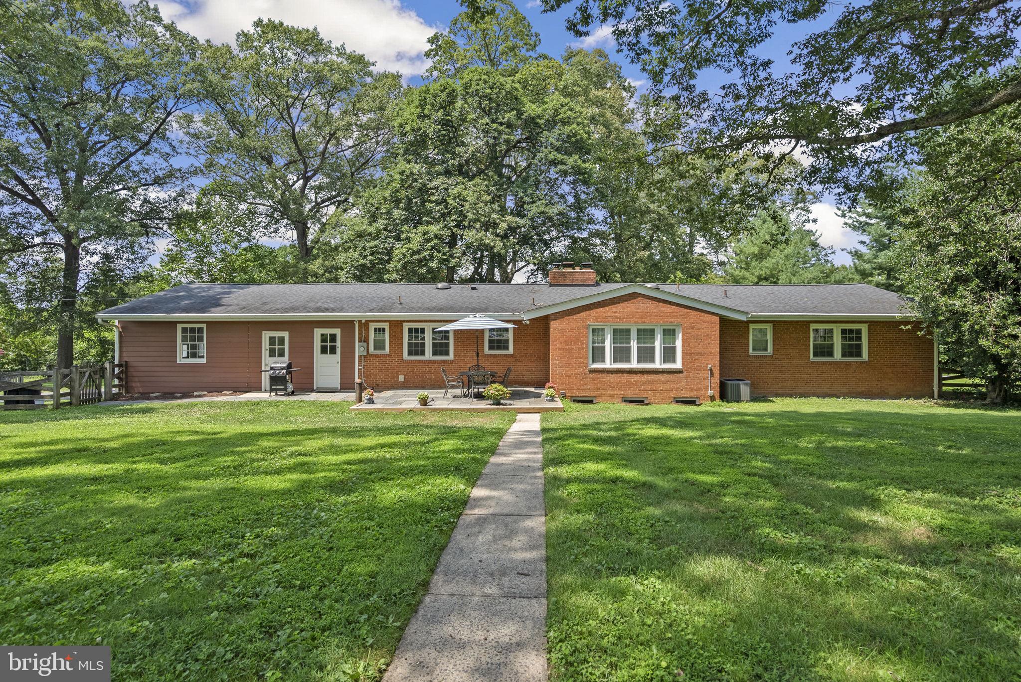 LAYTONSVILLE OUTSIDE - Farm