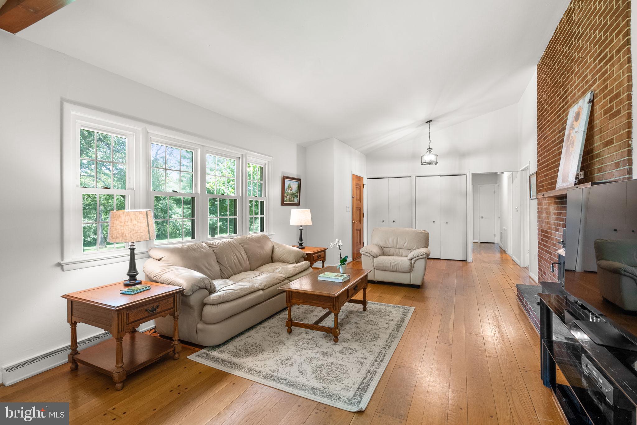 LAYTONSVILLE OUTSIDE - Farm