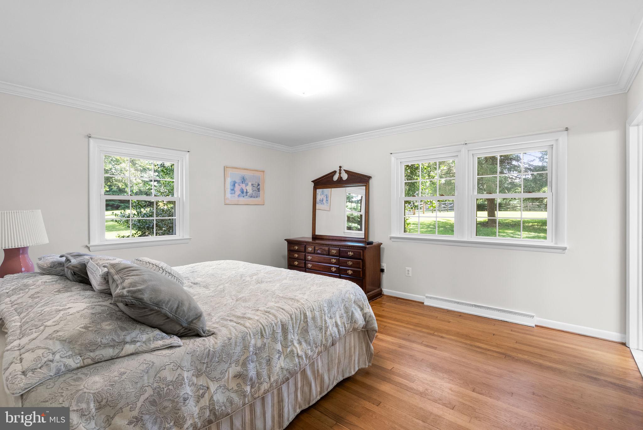 LAYTONSVILLE OUTSIDE - Farm