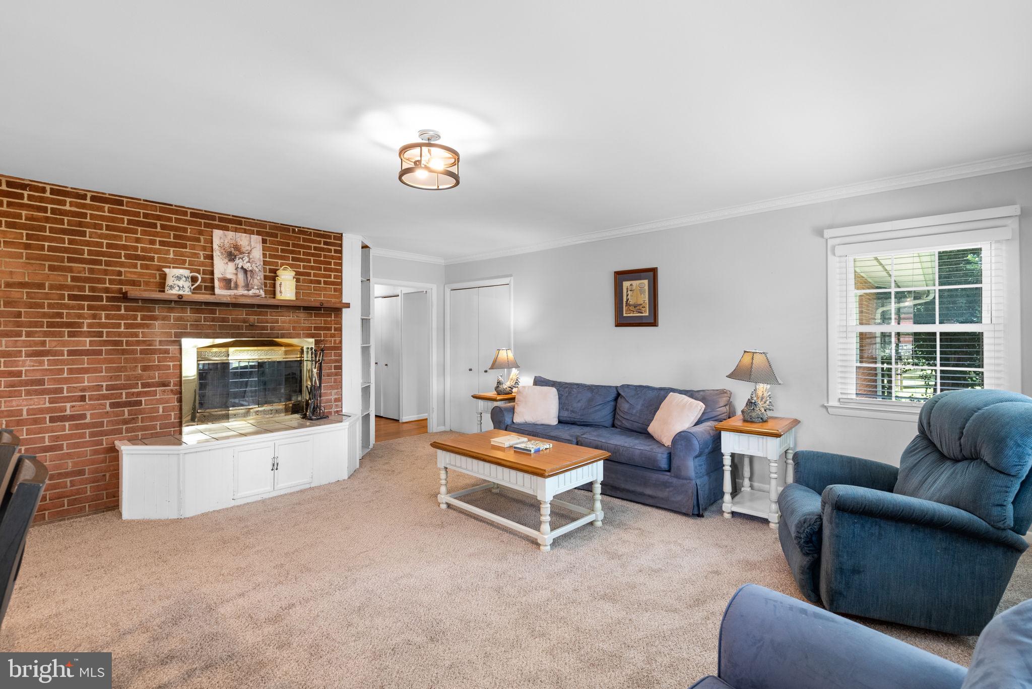 LAYTONSVILLE OUTSIDE - Farm