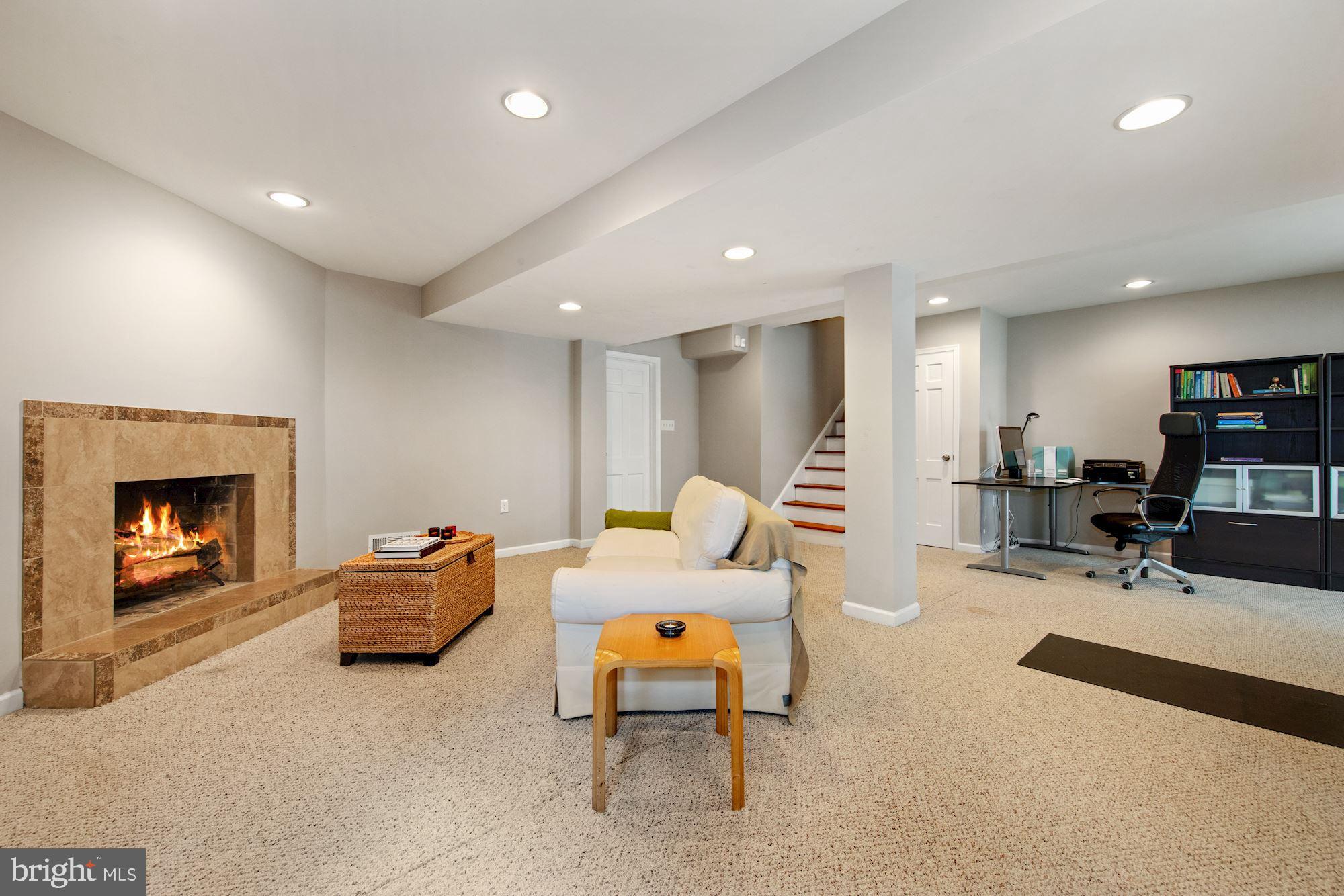 PINEHURST VILLAGE - Residential Lease