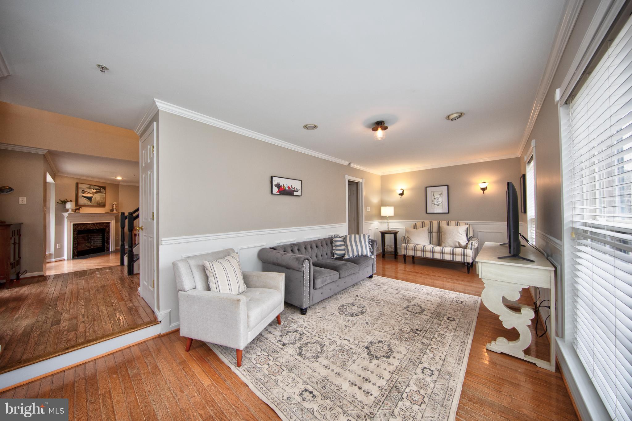 714 SHALLOW RIDGE COURT