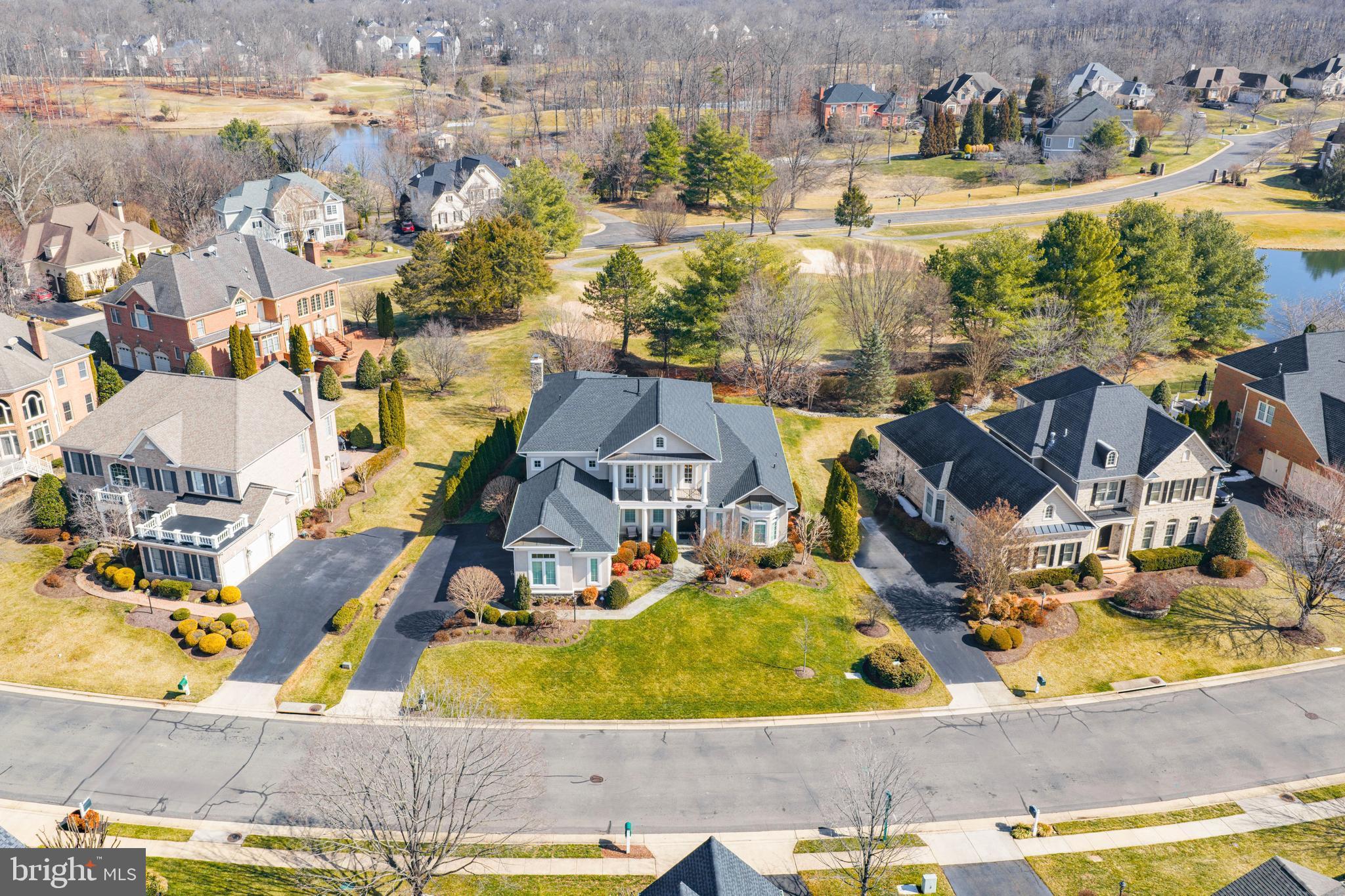 8346 ROXBOROUGH LOOP