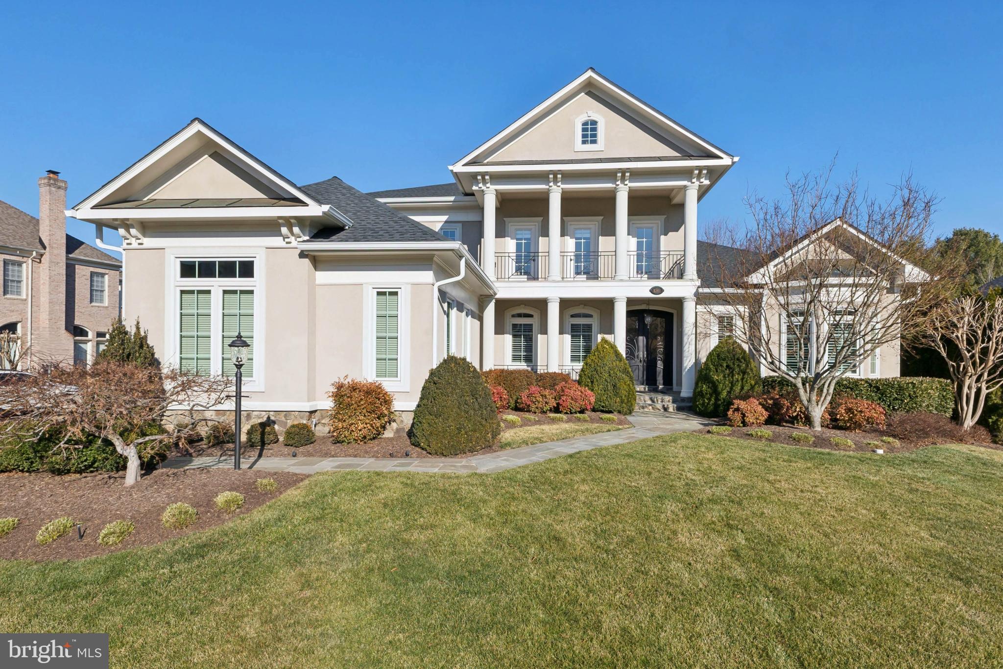 8346 ROXBOROUGH LOOP