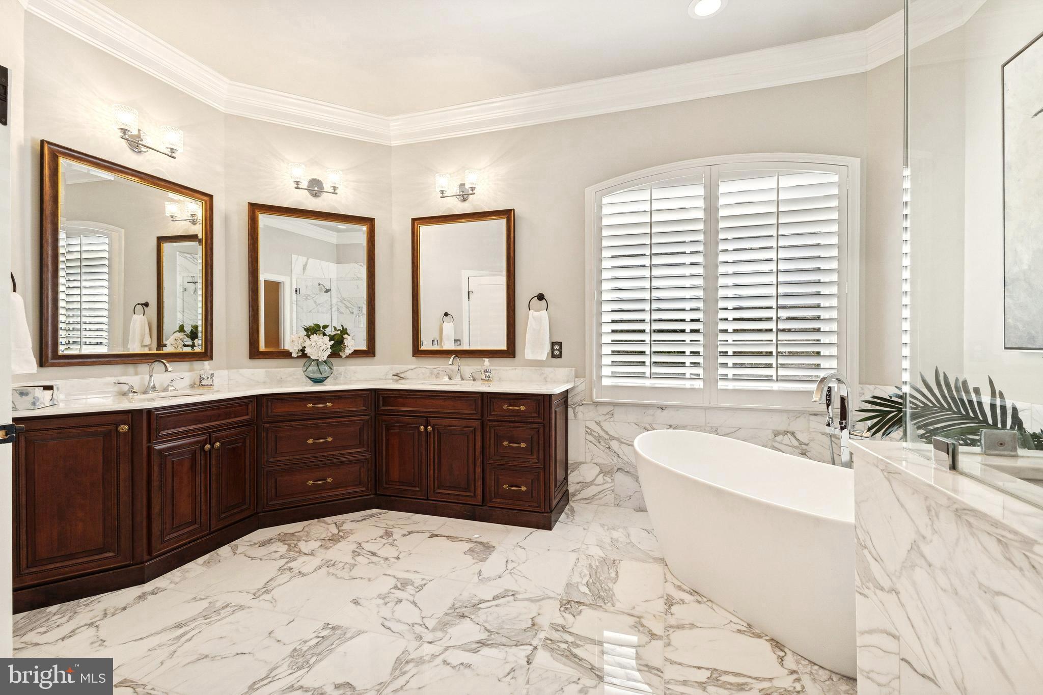 LAKE MANASSAS - Residential